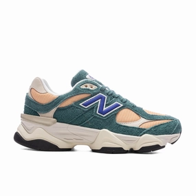 9060 (GS) - New Spruce/Peach Blossom/Team Royal