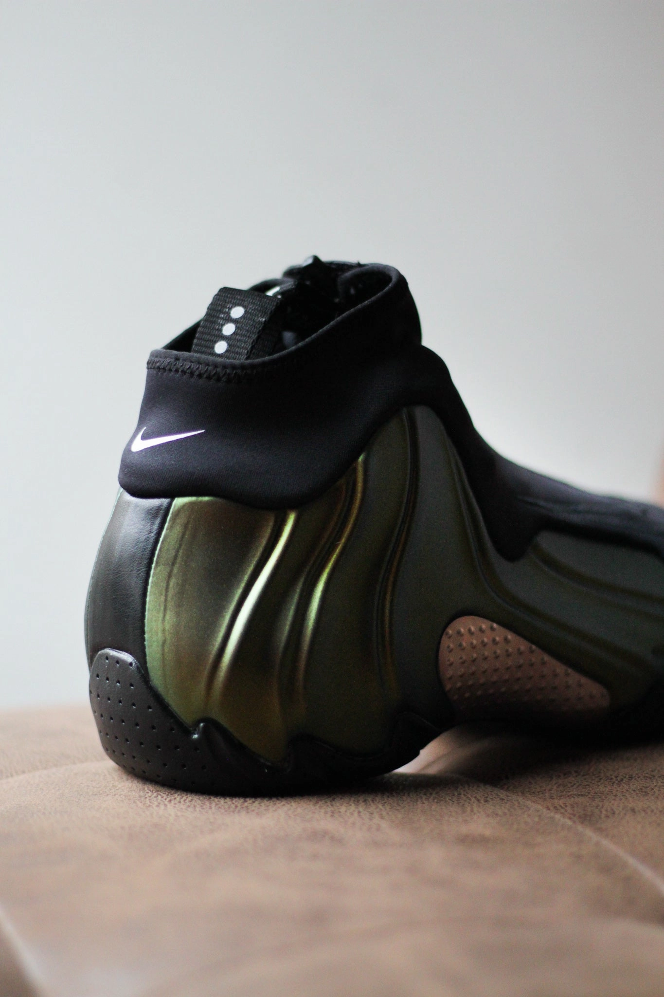 AIR FLIGHTPOSITE METALLIC GOLD