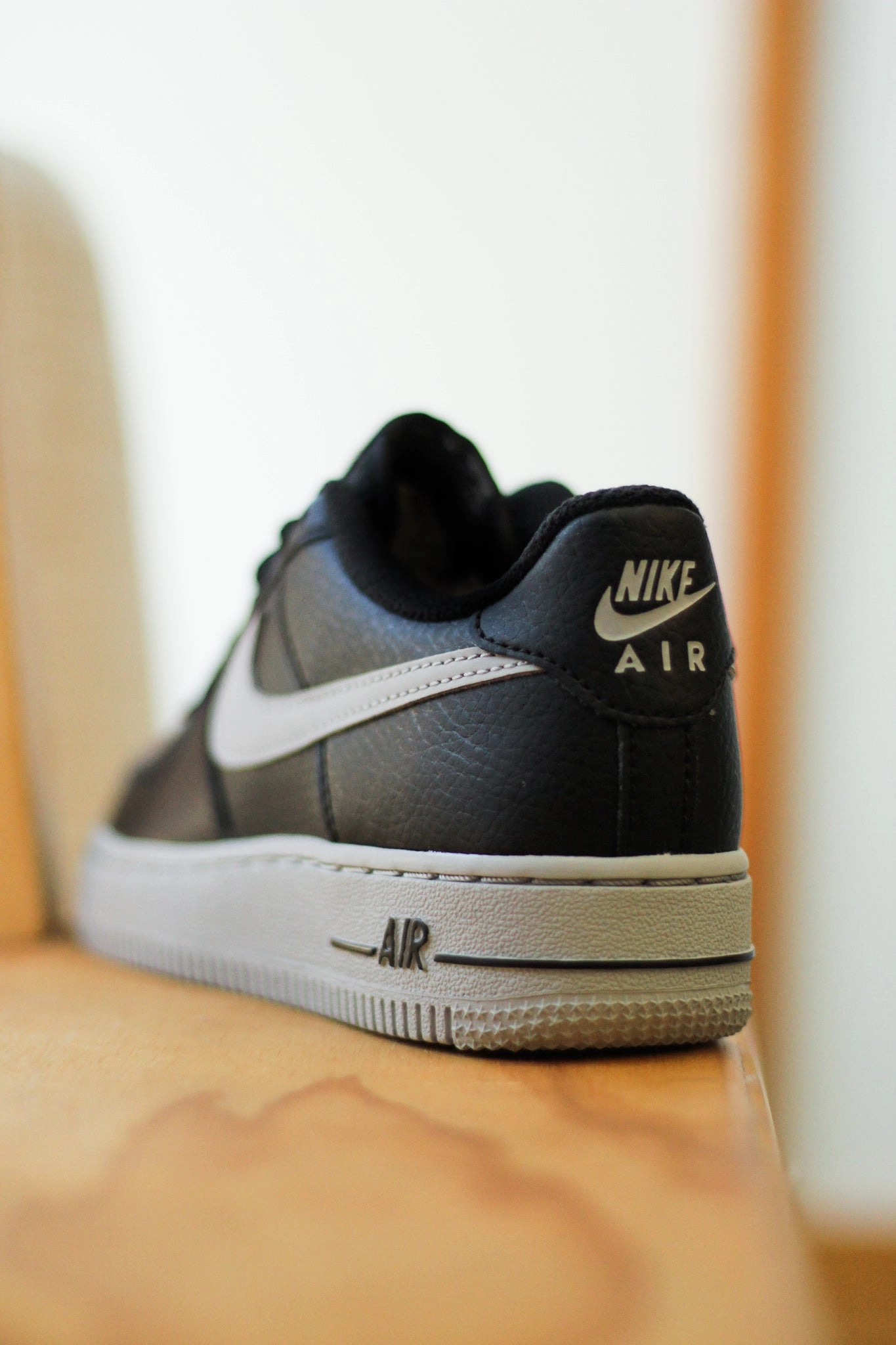 AIR FORCE 1 (GS) BLACK/WOLF GREY