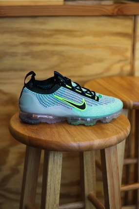 AIR VAPORMAX 2021 FLYKNIT NN VOLT