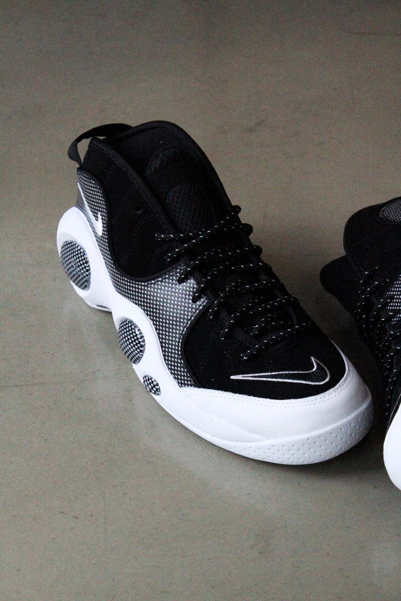AIR ZOOM FLIGHT 95 BLACK/METALLIC SILVER