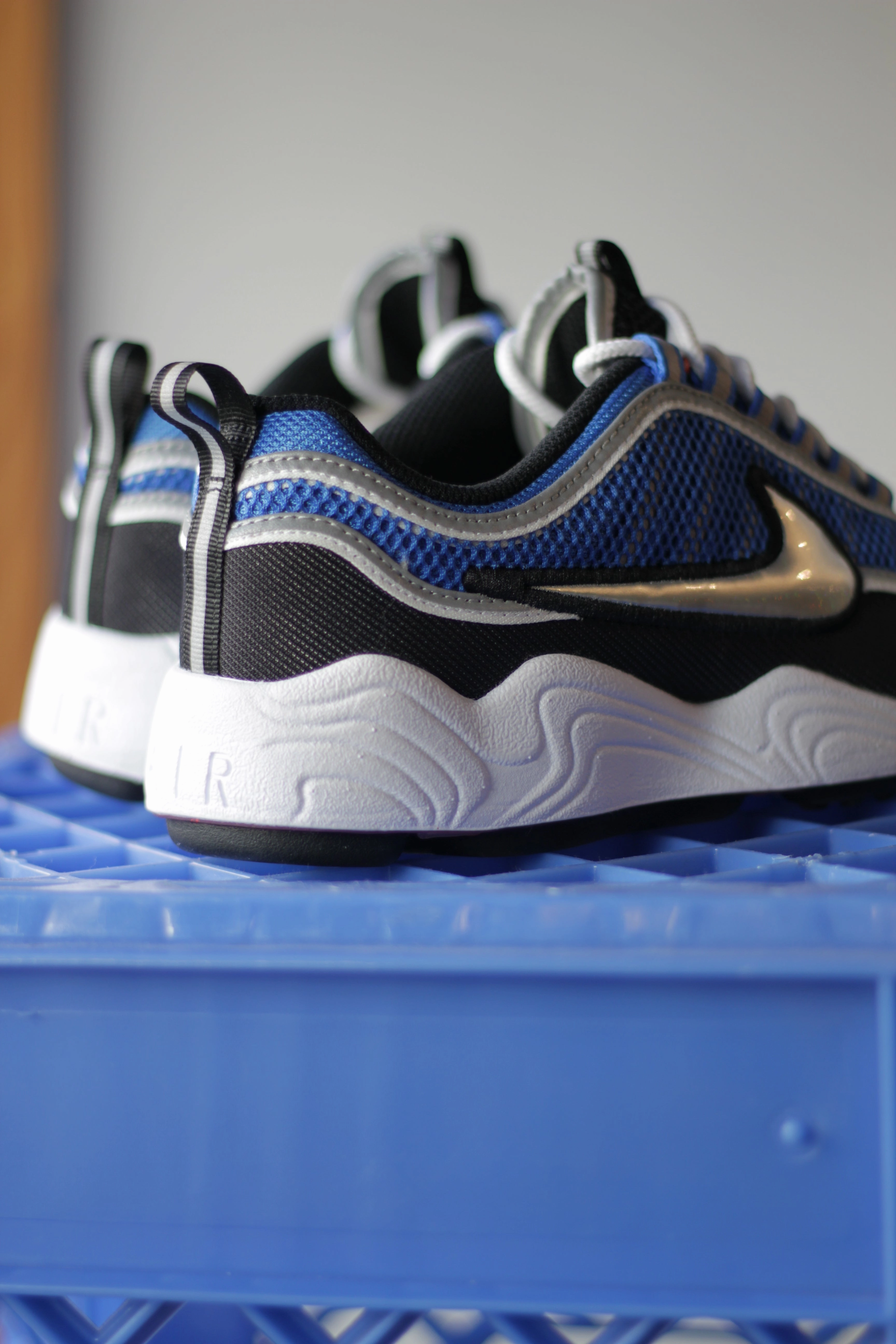 AIR ZOOM SPIRIDON SP SIGNAL BLUE/MTLC LUSTER-BLACK-WHITE
