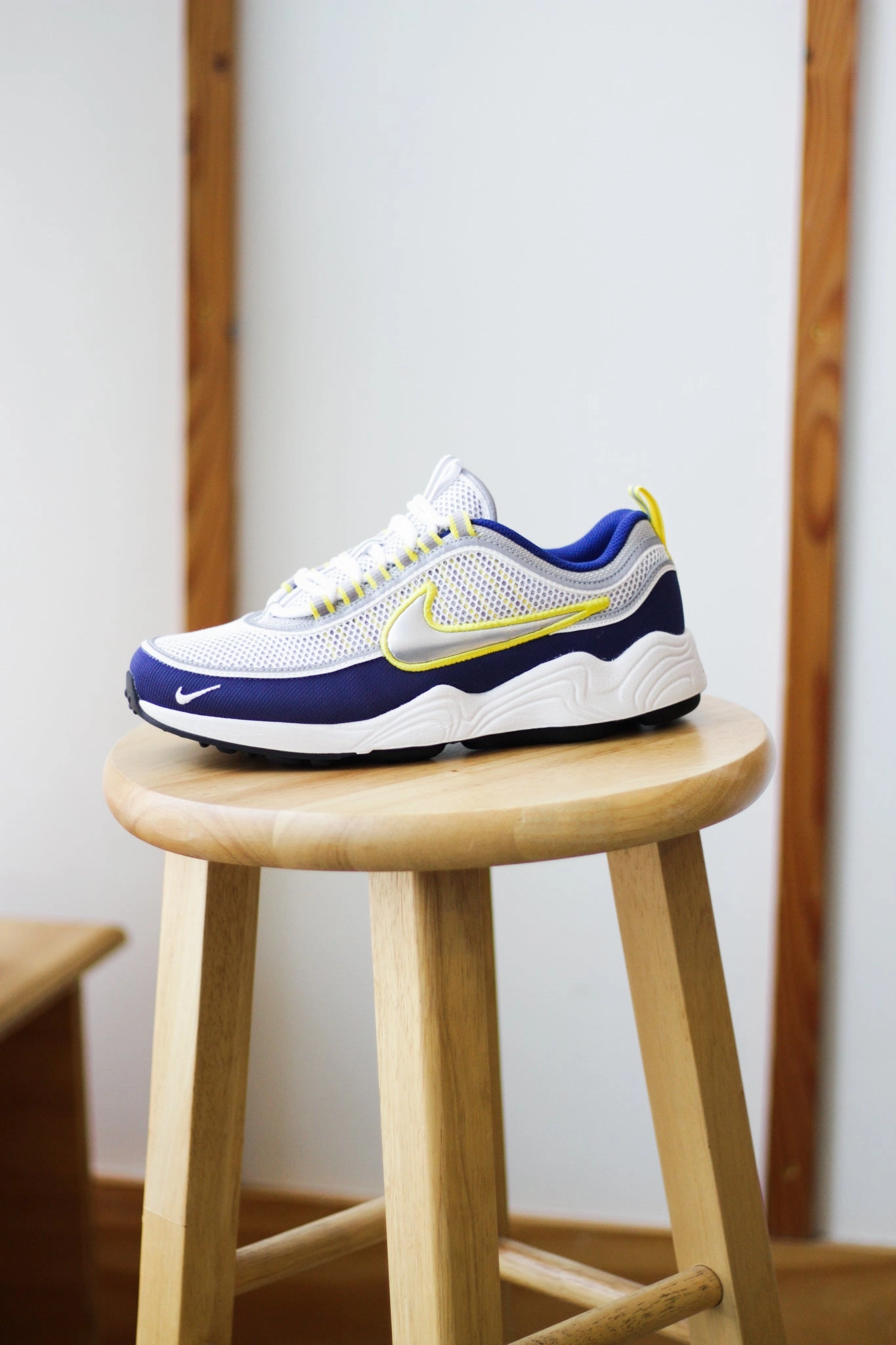 AIR ZOOM SPIRIDON SP WHITE/METALLIC SILVER-DEEP ROYAL BLUE