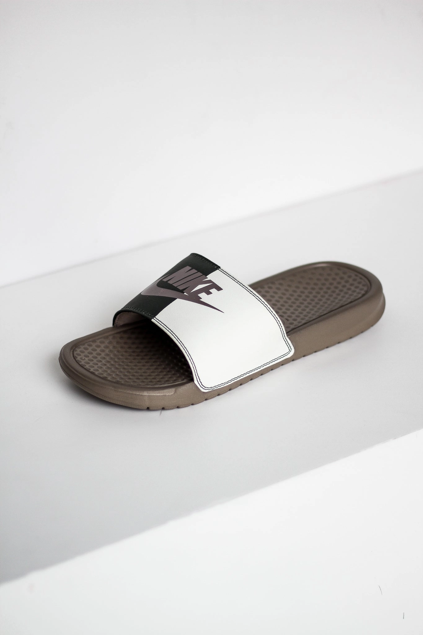 BENASSI JDI WHITE/OLIVE