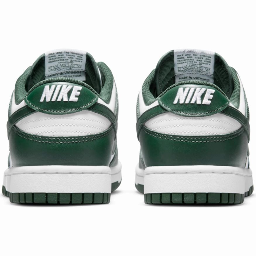Dunk Low Retro סניקרס