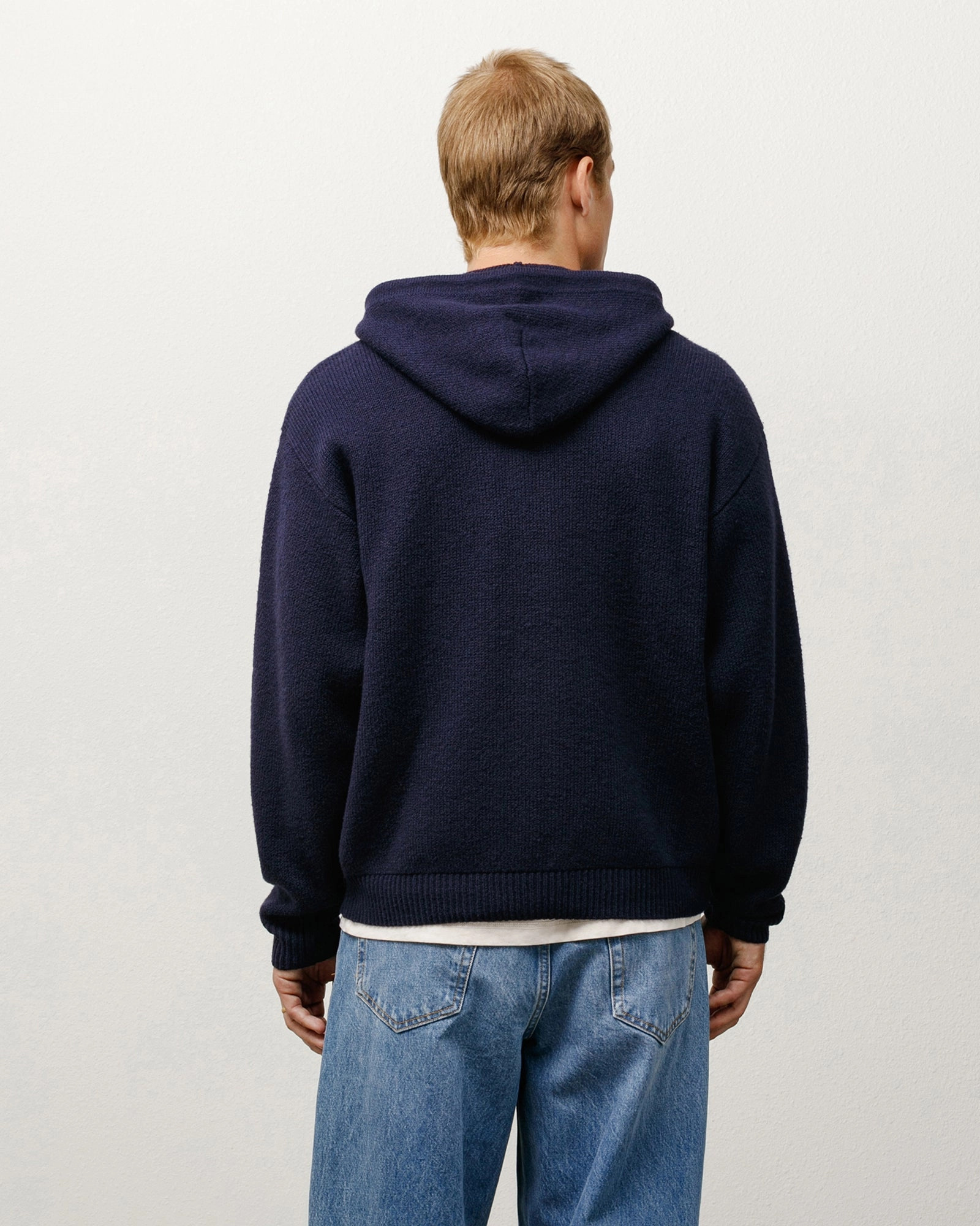 HOODED ZIP SWEATER