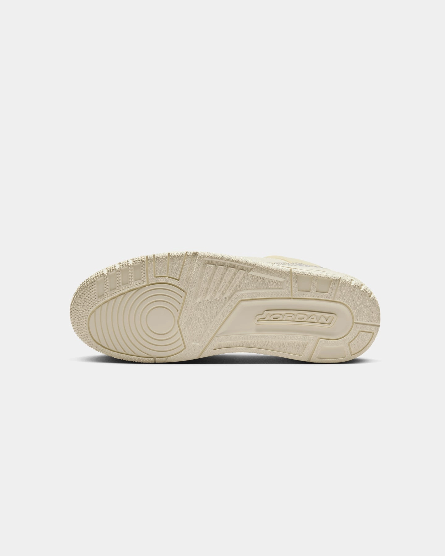 Jordan Spizike Low Sail/University