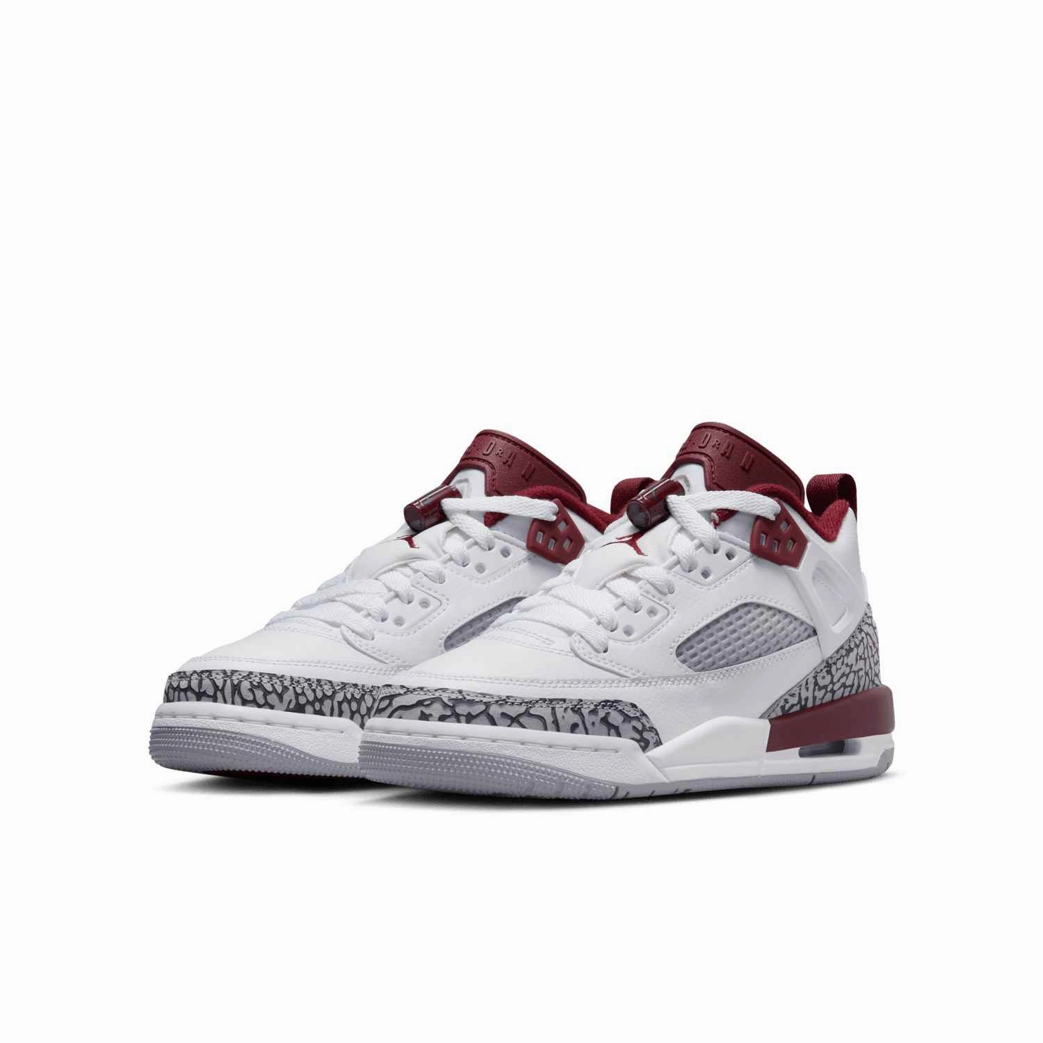JORDAN SPIZIKE LOW סניקרס