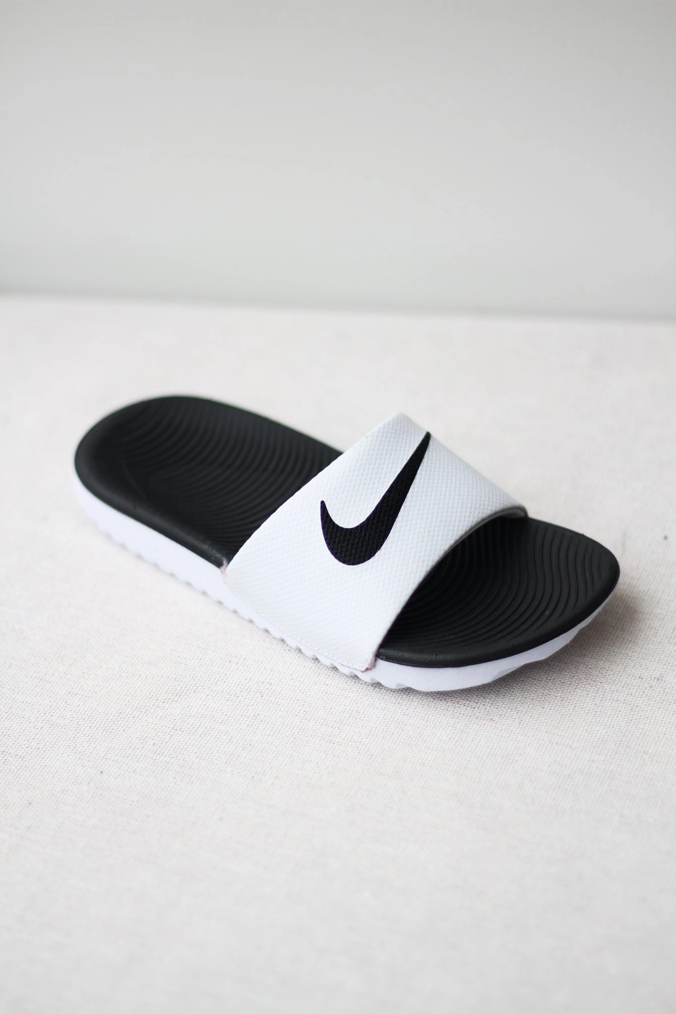 KAWA SLIDE (PS/GS) WHITE
