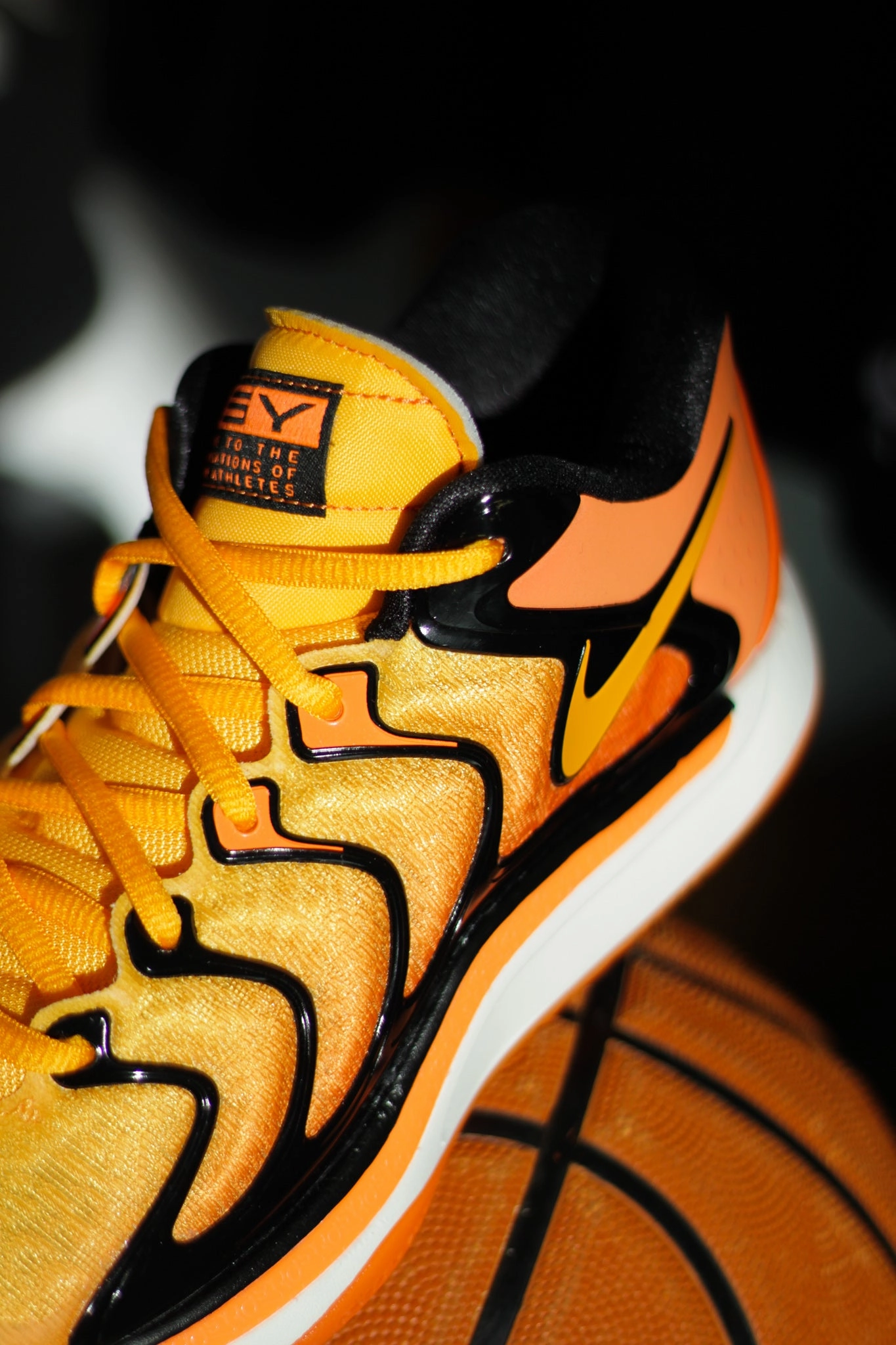 KD17 SAFETY ORANGE/SUNDIAL-TOTAL ORANGE-BLACK