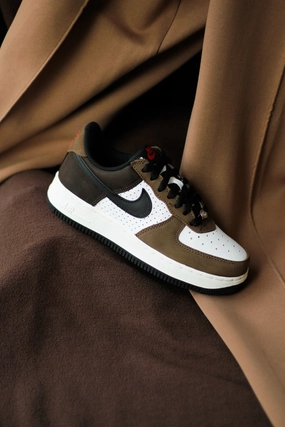 NIKE AIR FORCE 1 LOW RETRO WHITE/BLACK-BISON