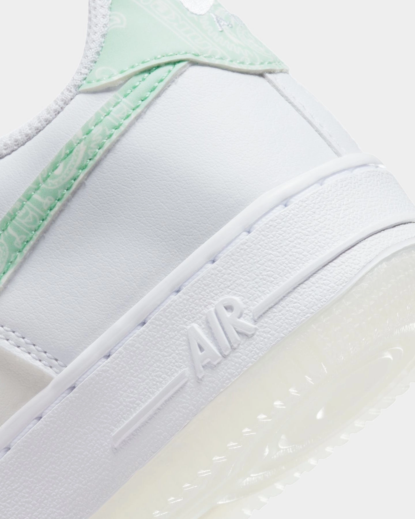 Nike Air Force 1 LV8 (GS) White/Mint Foam