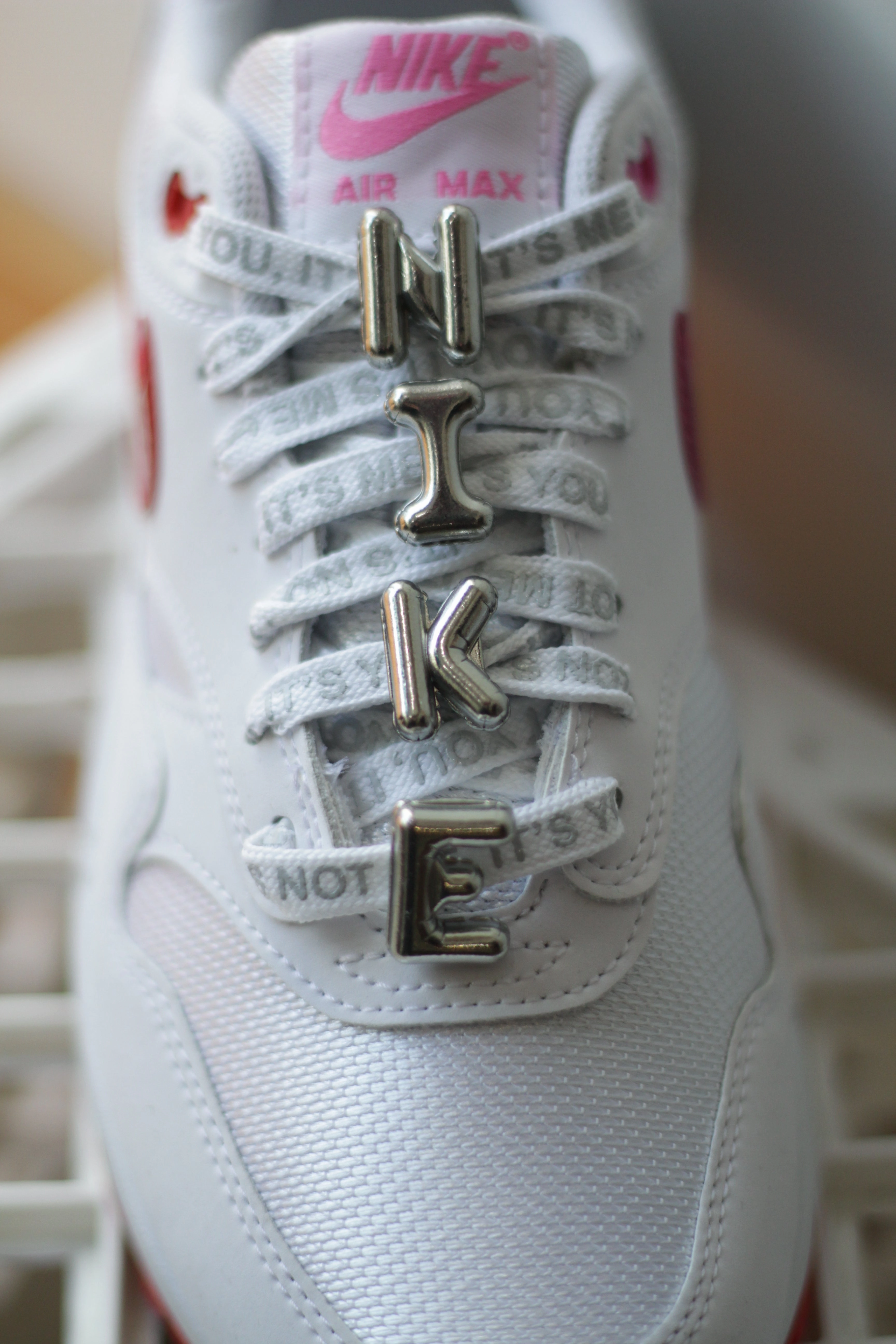 NIKE AIR MAX 1 PRM WHITE/UNIVERSITY RED-PLAYFUL PINK
