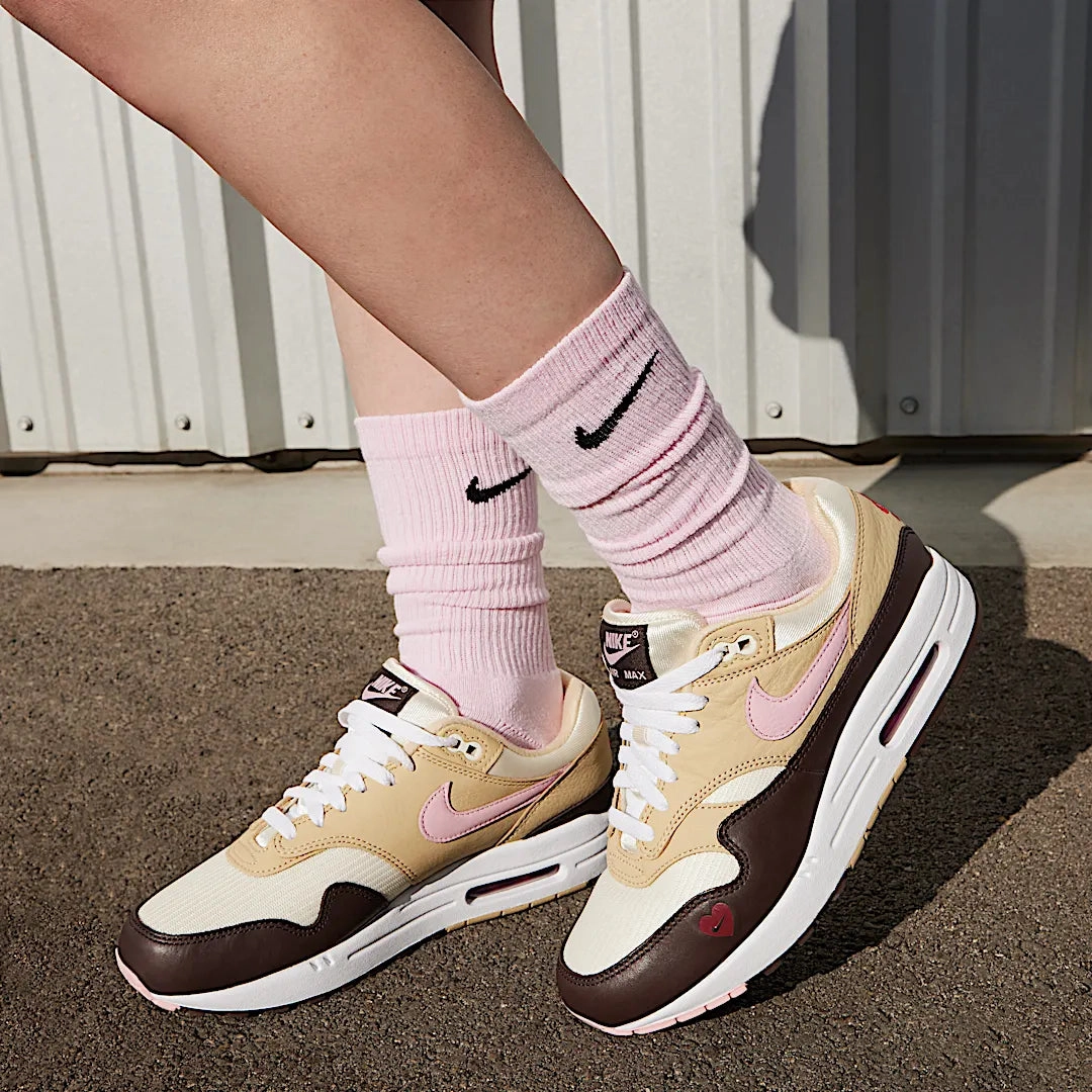 Nike Air Max 1 Valentine's Day (2024)