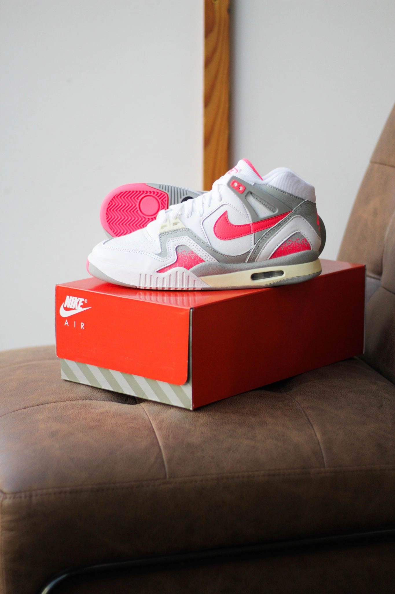 NIKE AIR TECH CHALLENGE 2 WHITE/RACER PINK-LT SMOKE GREY