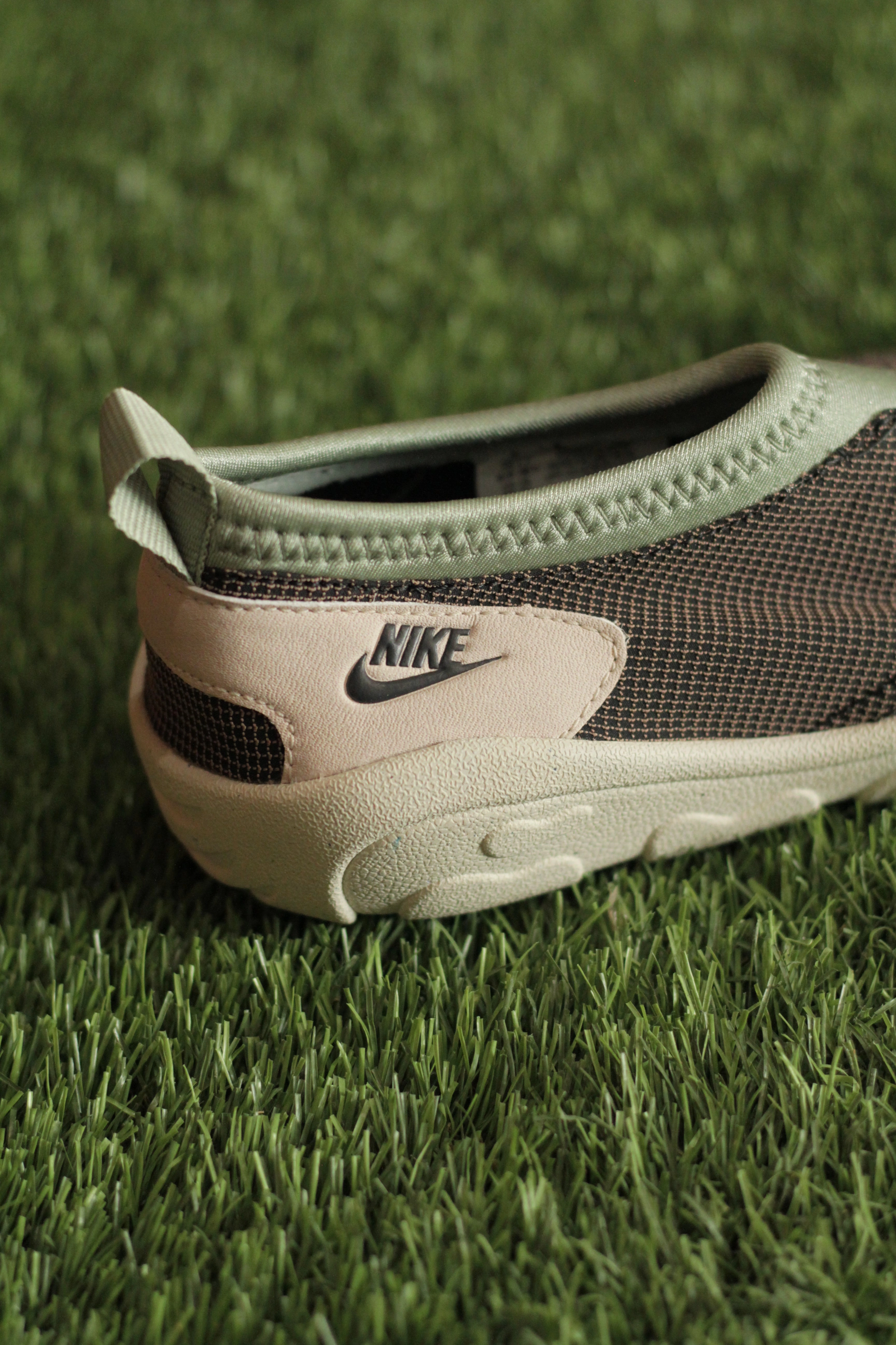 NIKE AQUA TURF JADE HORIZON/OFF NOIR-LT OREWOOD BRN