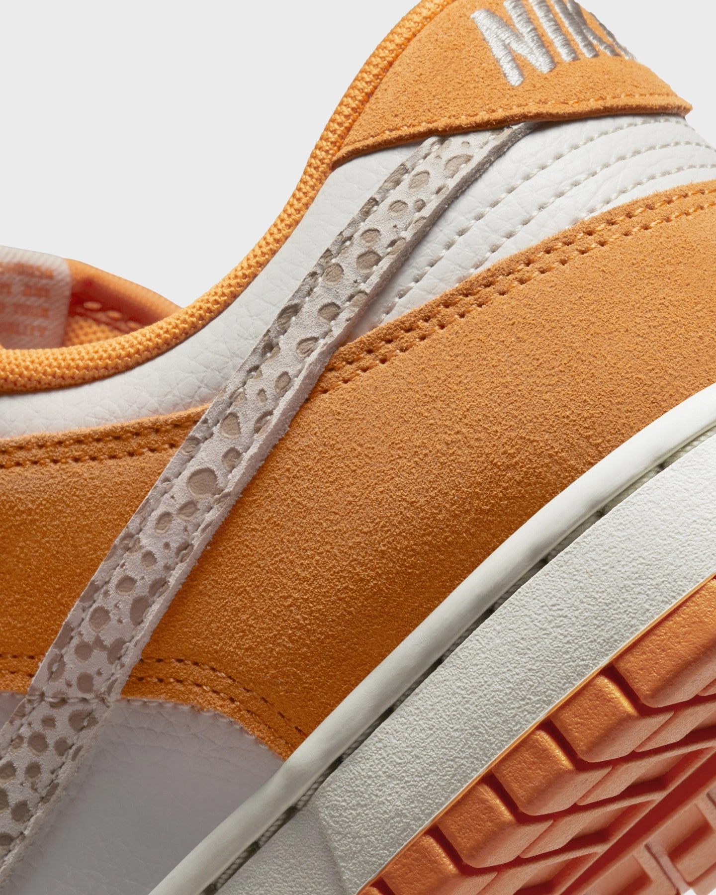 Nike Dunk Low AS Kumquat Kumquat/Light Bone-DK Driftwood