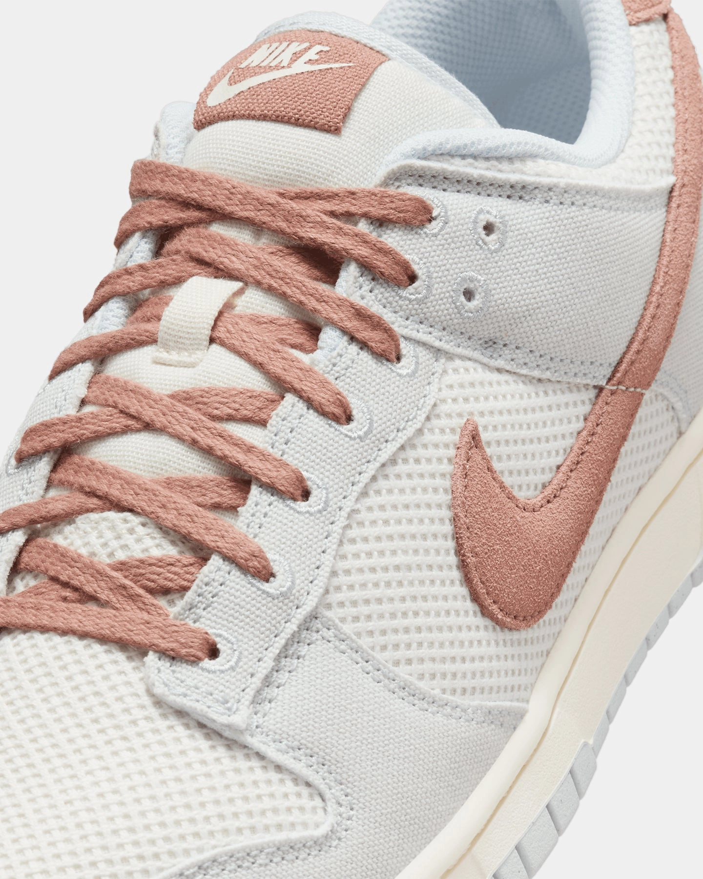 Nike Dunk Low Retro SE Rose Pure Platinum/Rose