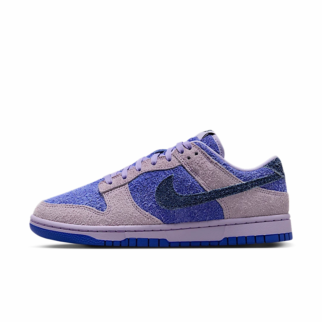 Nike Dunk Low SE Hydrangeas