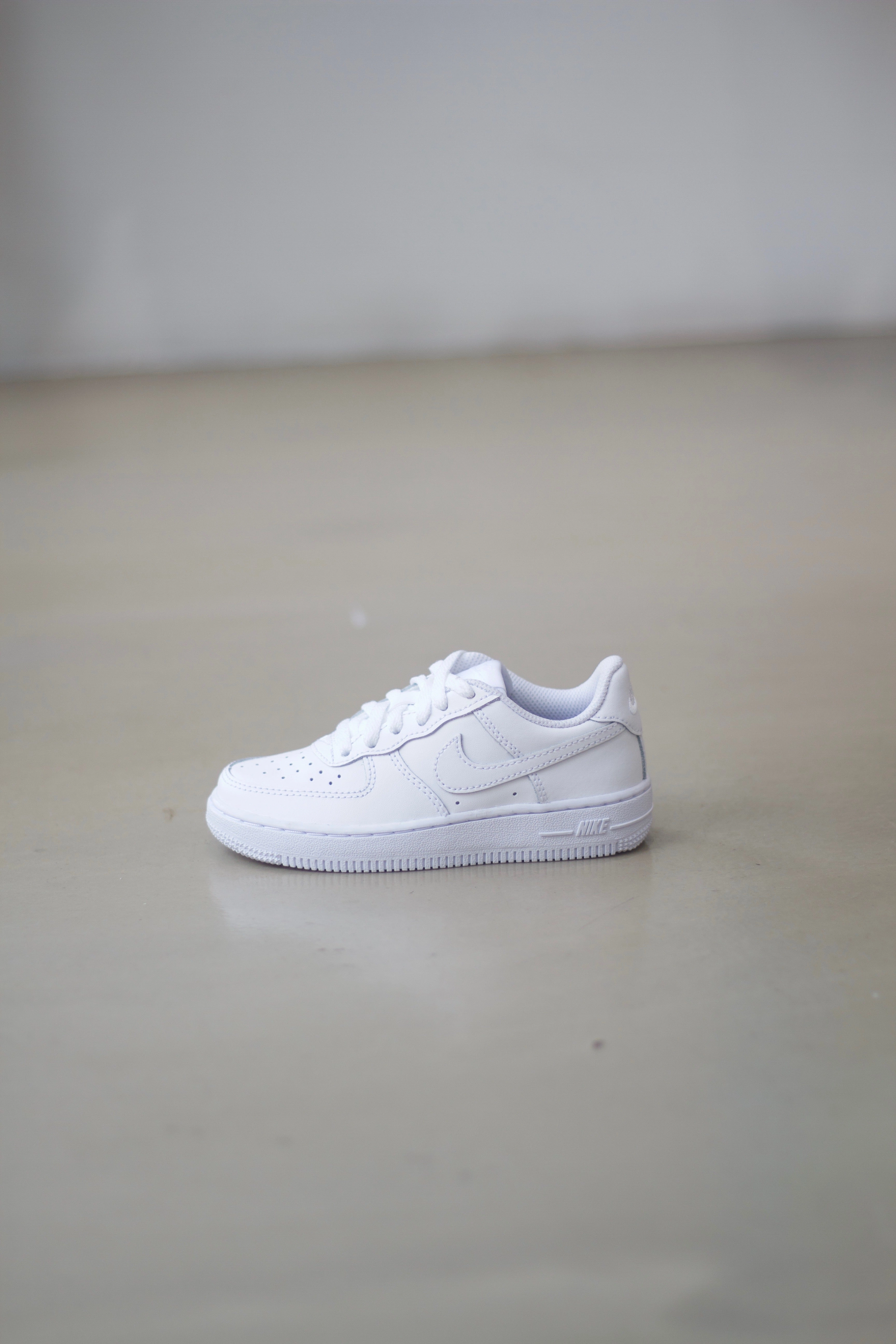 NIKE FORCE 1 (PS) WHITE