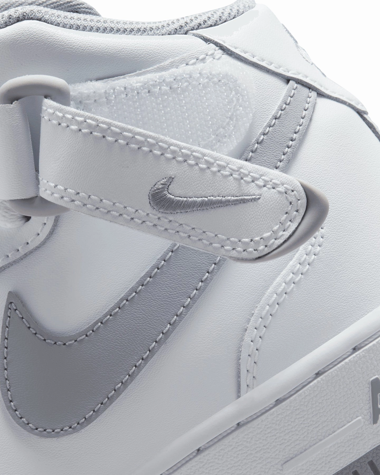 Nike Kids' Air Force 1 Mid LE (GS) White/Wolf Grey