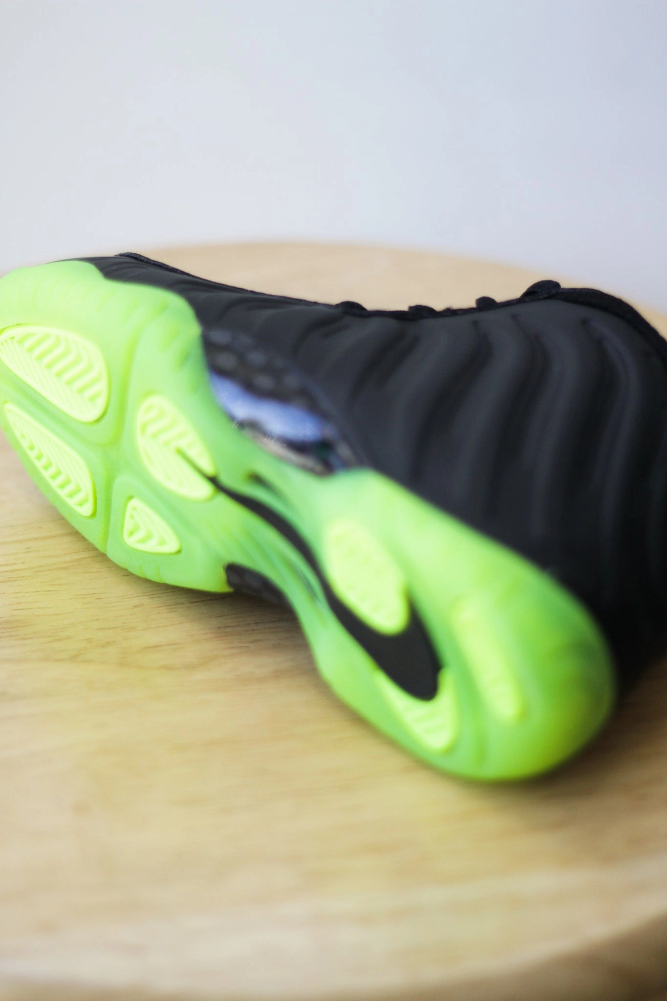 NIKE LITTLE POSITE ONE (PS) BLACK/VOLT