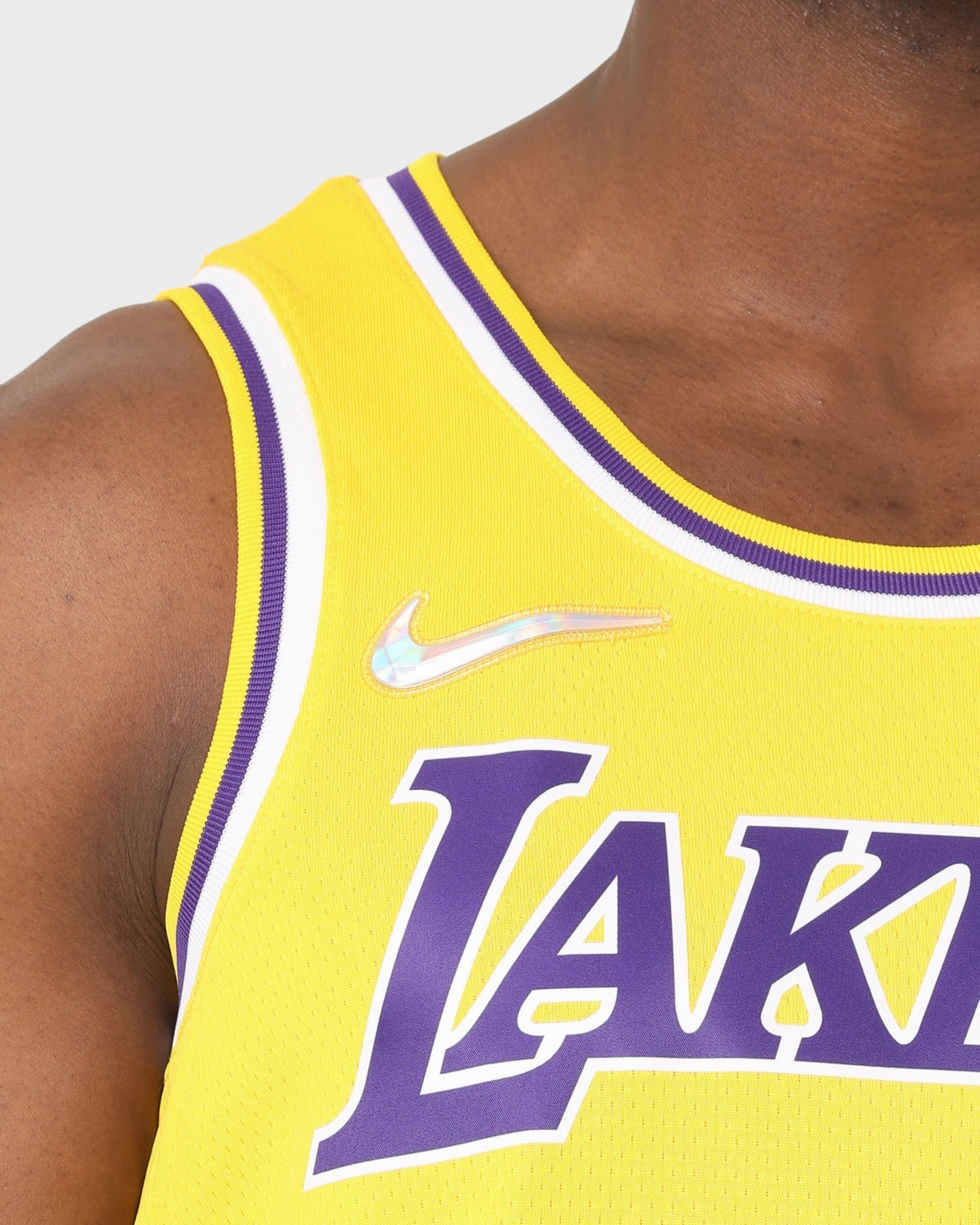 Nike Los Angeles Lakers LeBron James 75th Anniversary #6 Icon Swingman Jersey Amarillo/Field