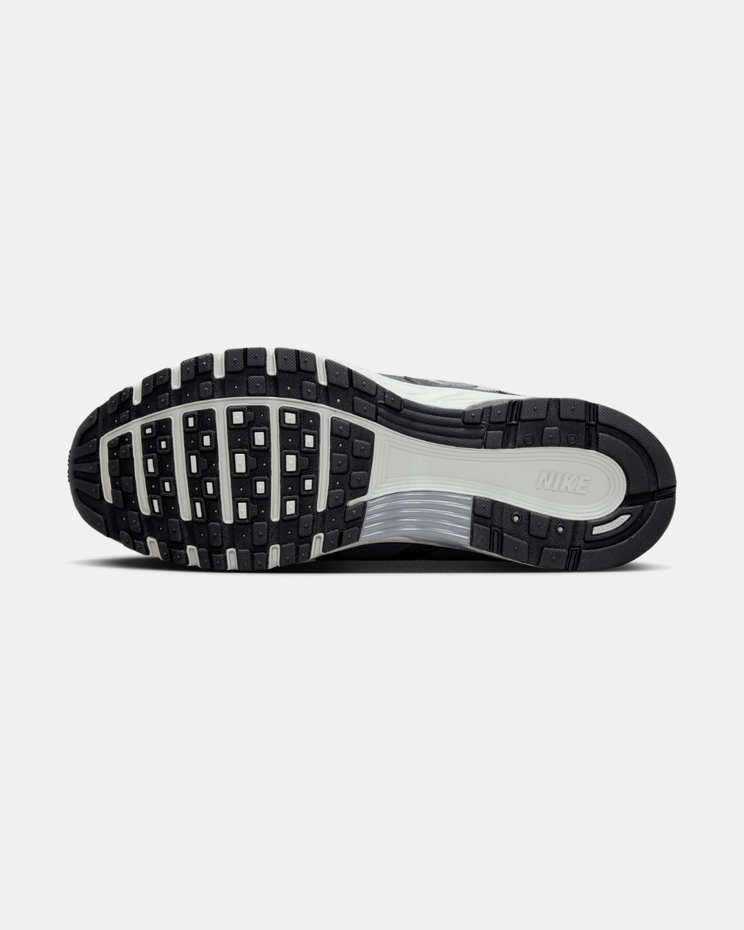 Nike P-6000 - Noir/Gris