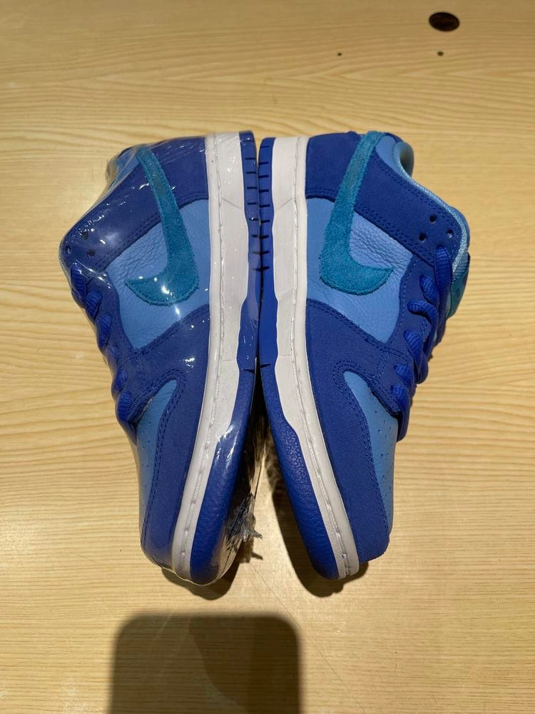 Nike SB Dunk Low Blue Raspberry