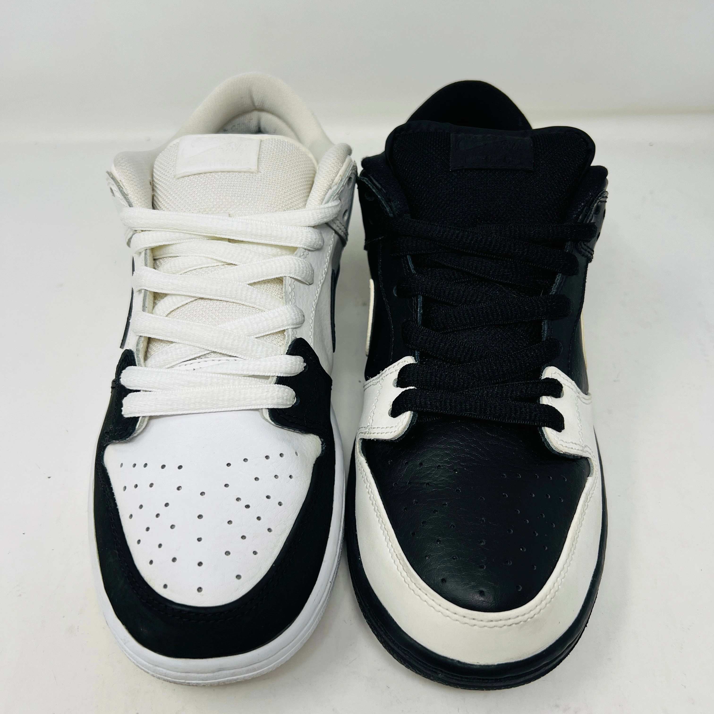 Nike SB Dunk Low Yin Yang
