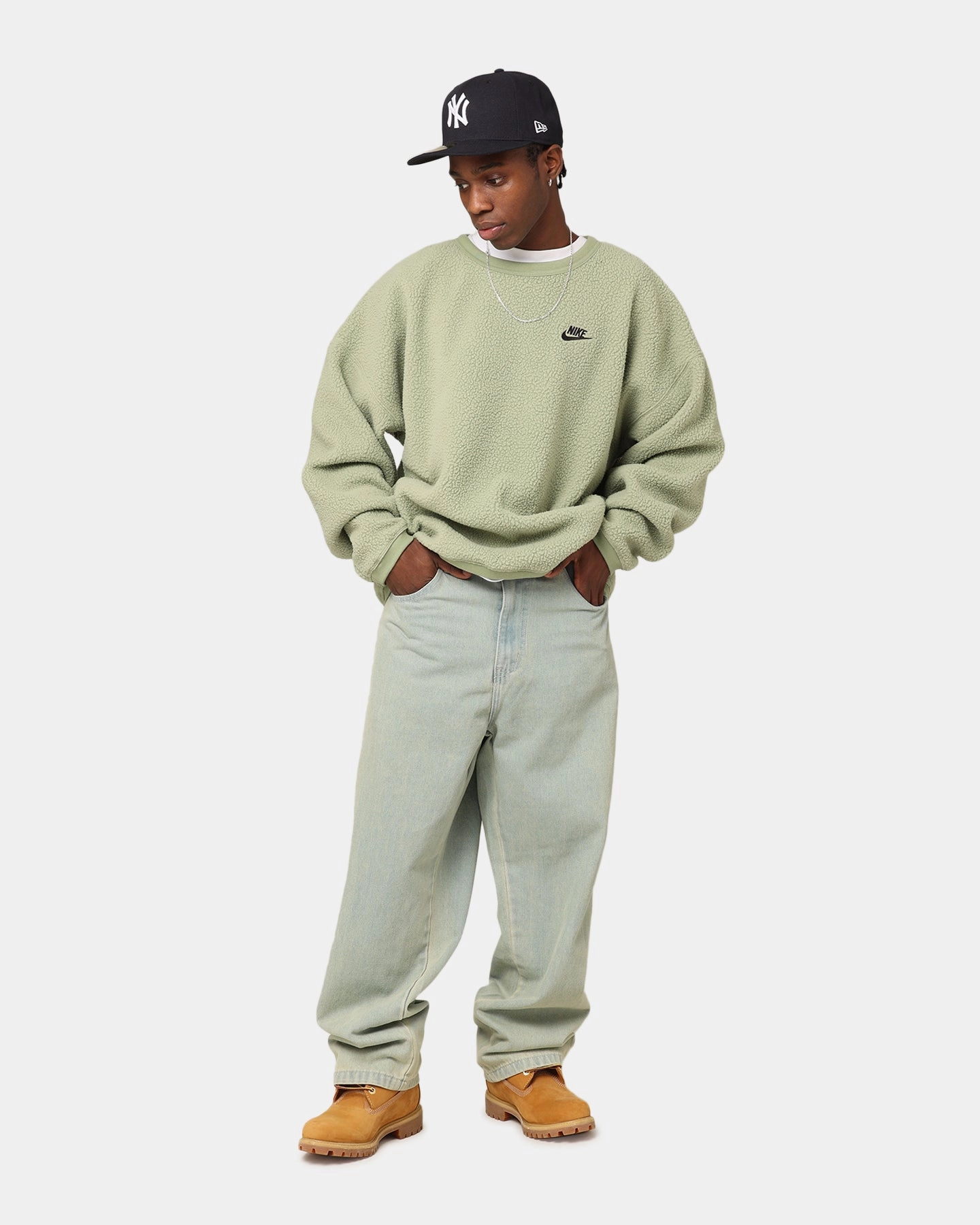 Nike Sherpa Winter Crewneck Oil Green/Black