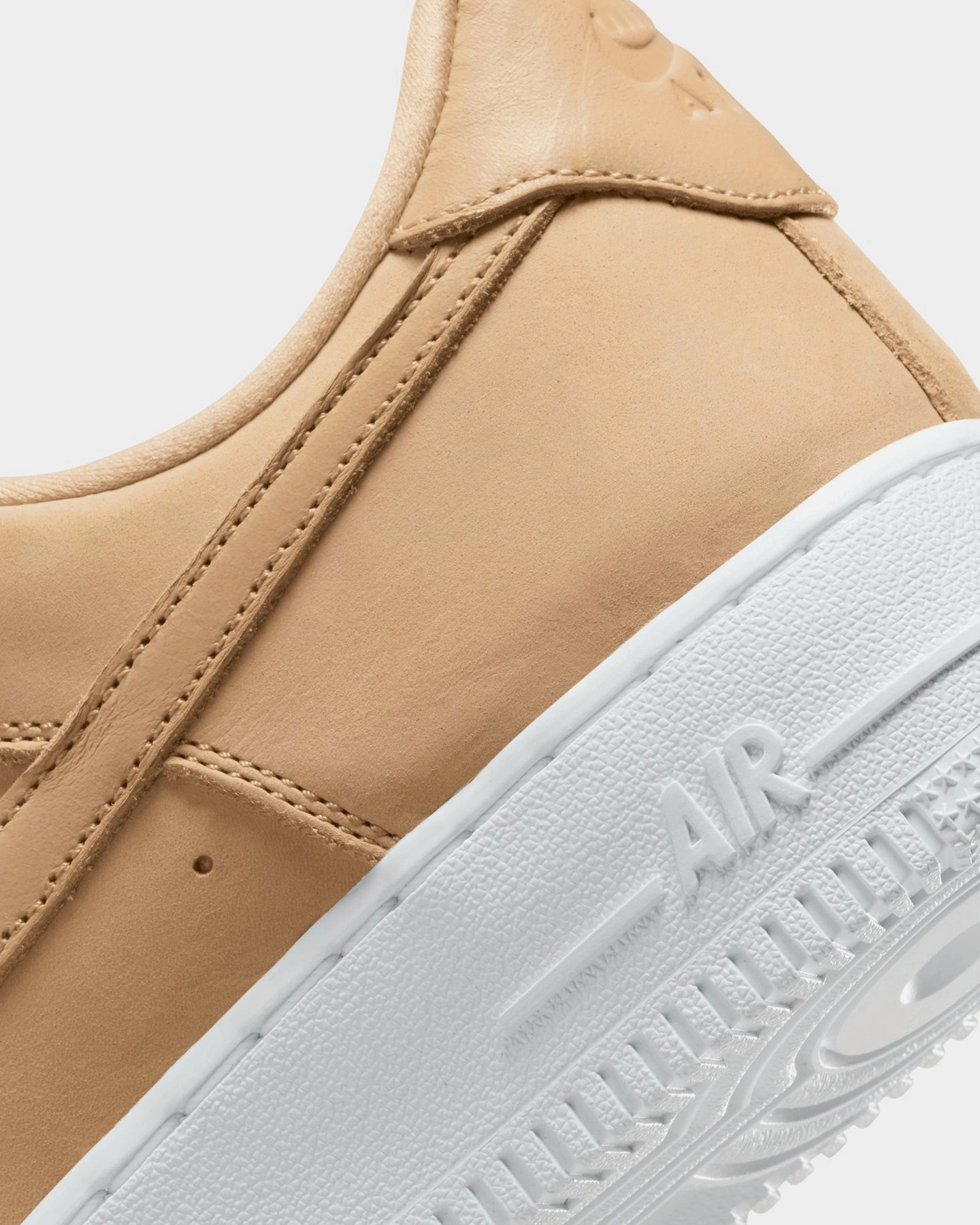 Nike Women's Air Force 1 '07 Premium Vachetta Tan/White