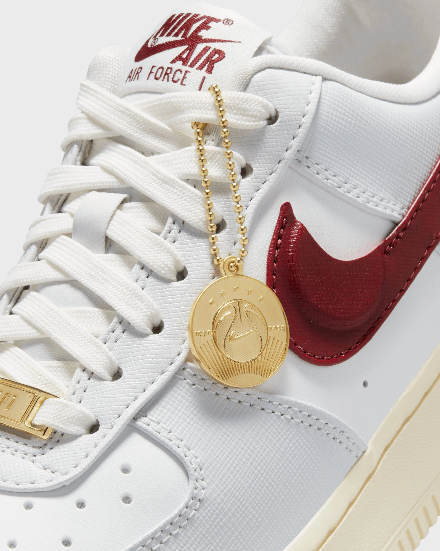 Nike Women's Air Force 1 '07 SE Swoosh Pocket Photon Dust/Team Red