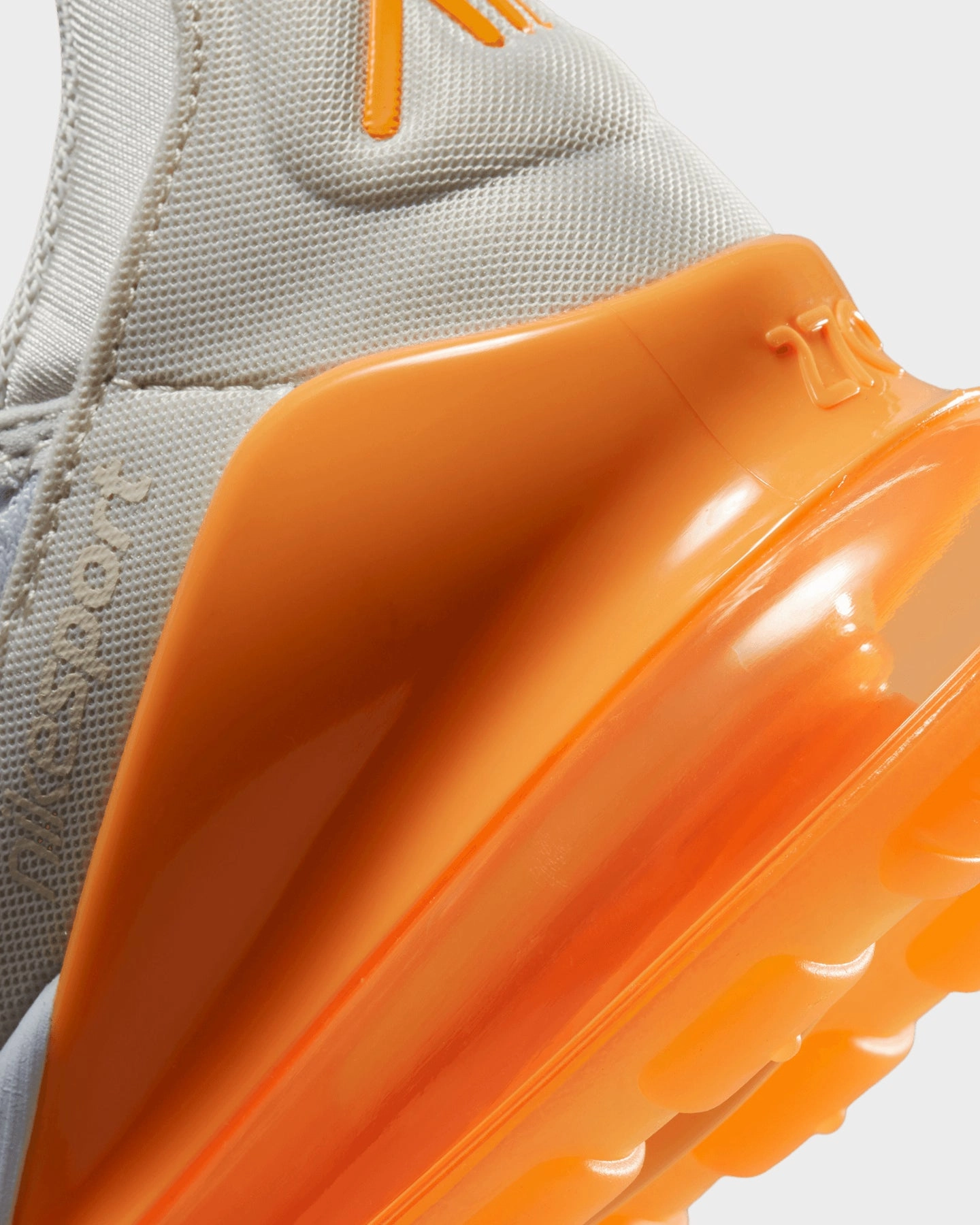 Nike Women's Air Max 270 SE White/Vivid Orange
