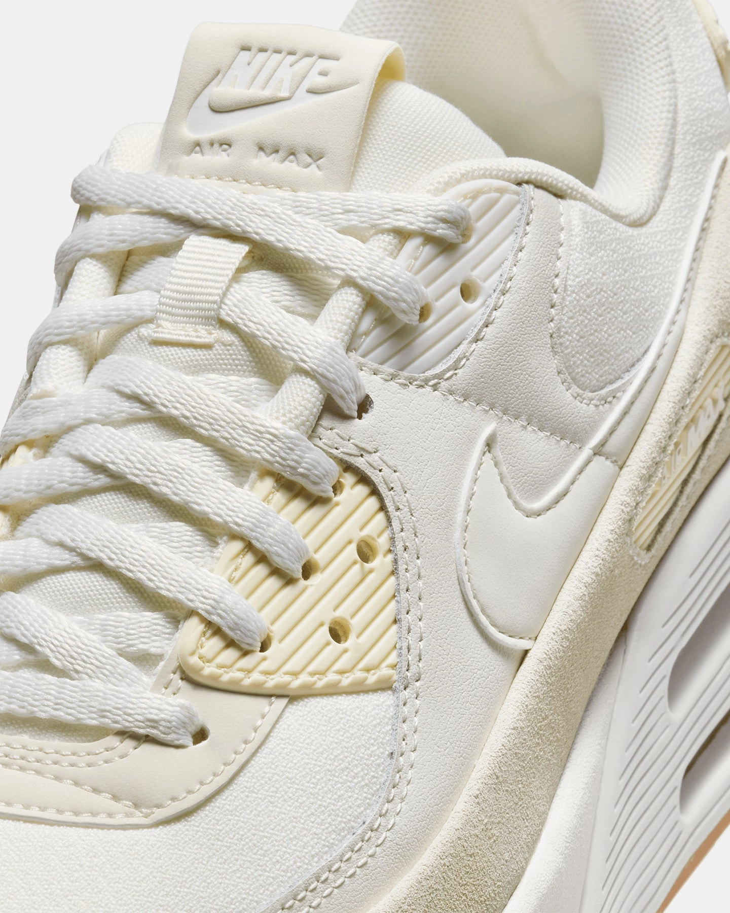 Nike Women's Air Max 90 LV8 Double-Stacked Sail/Phantom
