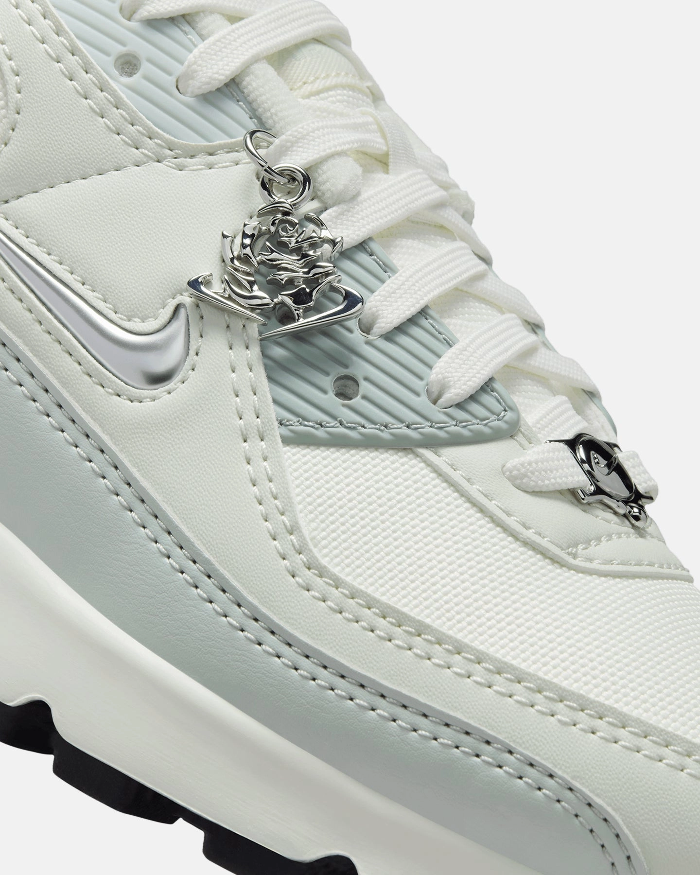Nike Women's Air Max 90 SE Next Nature Molten Metal Sail/Metallic Silver