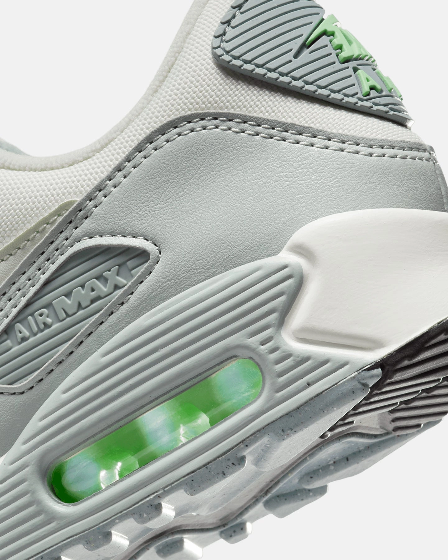Nike Women's Air Max 90 SE Next Nature Molten Metal Sail/Metallic Silver
