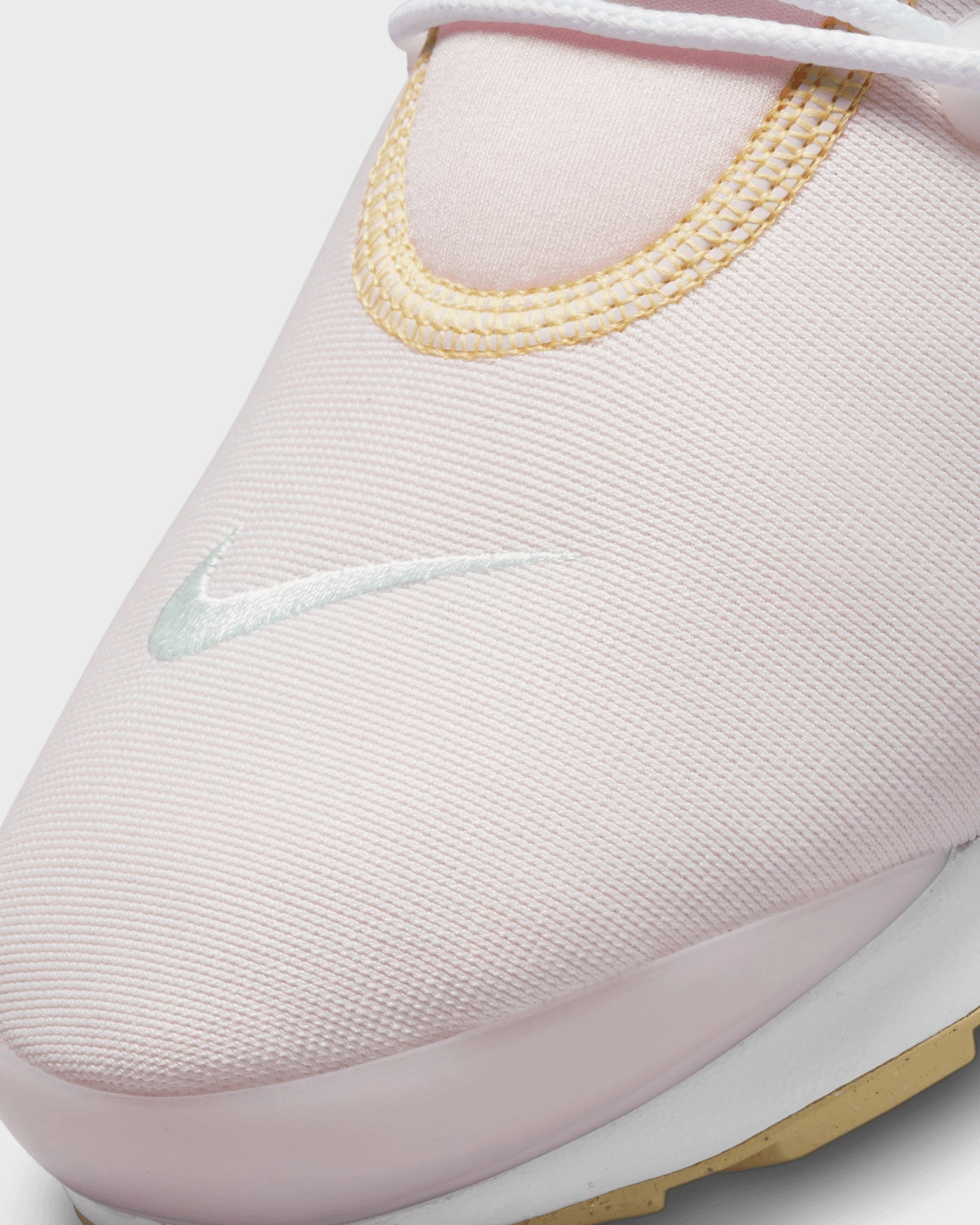 Nike Women's Air Presto Light Soft Pink