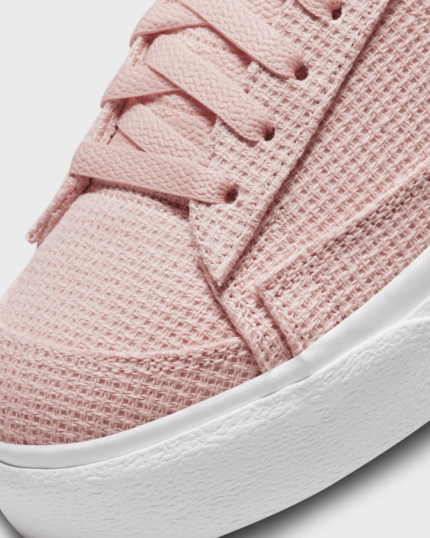 Nike Women's Blazer Low Platform Pink Oxford/Rose