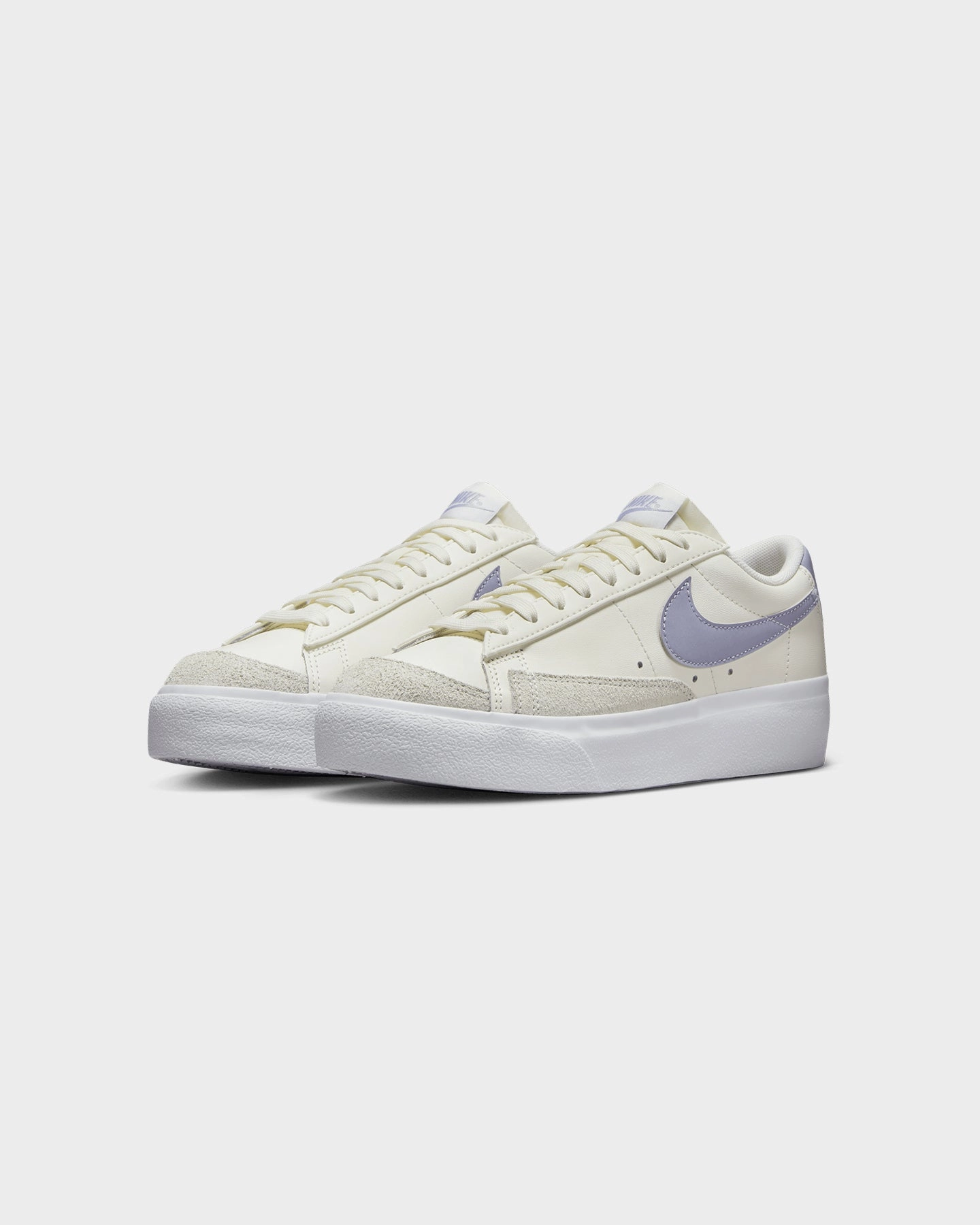 Nike Women's Blazer Low Platform Sail/Indigo Haze