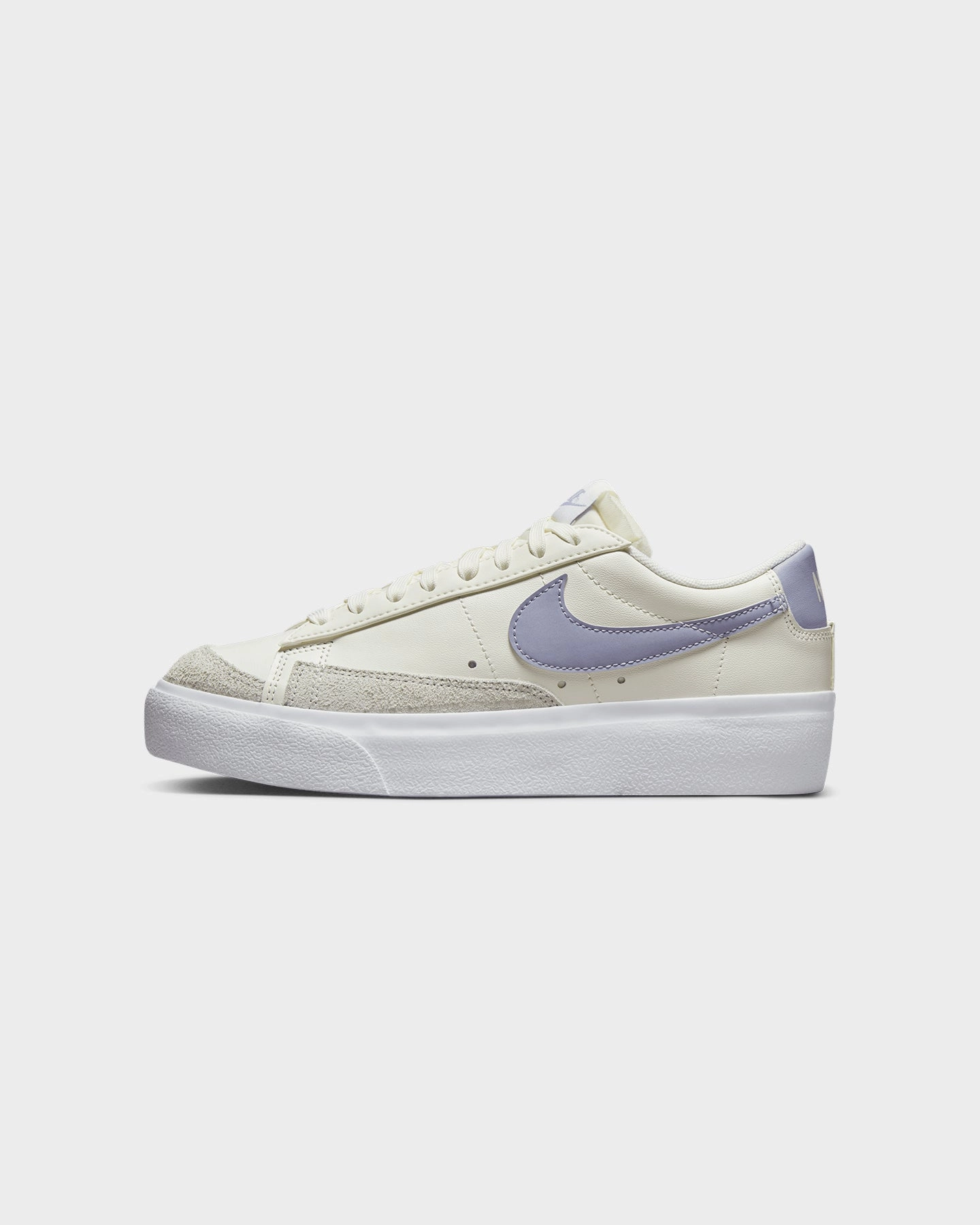 Nike Women's Blazer Low Platform Sail/Indigo Haze