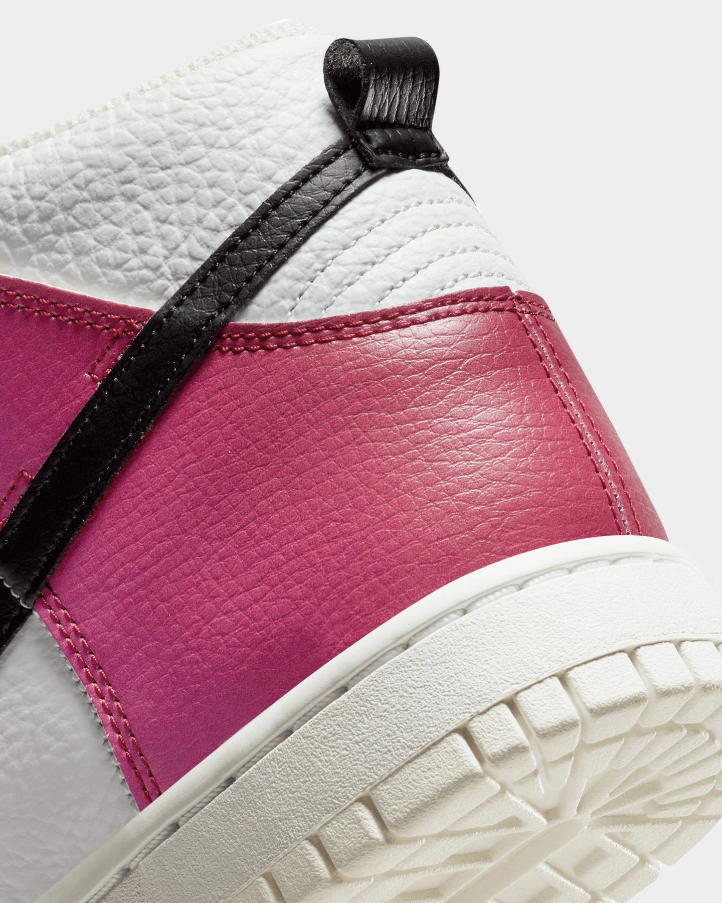 Nike Women's Dunk High Multi-Colour Gradient Summit White/Black