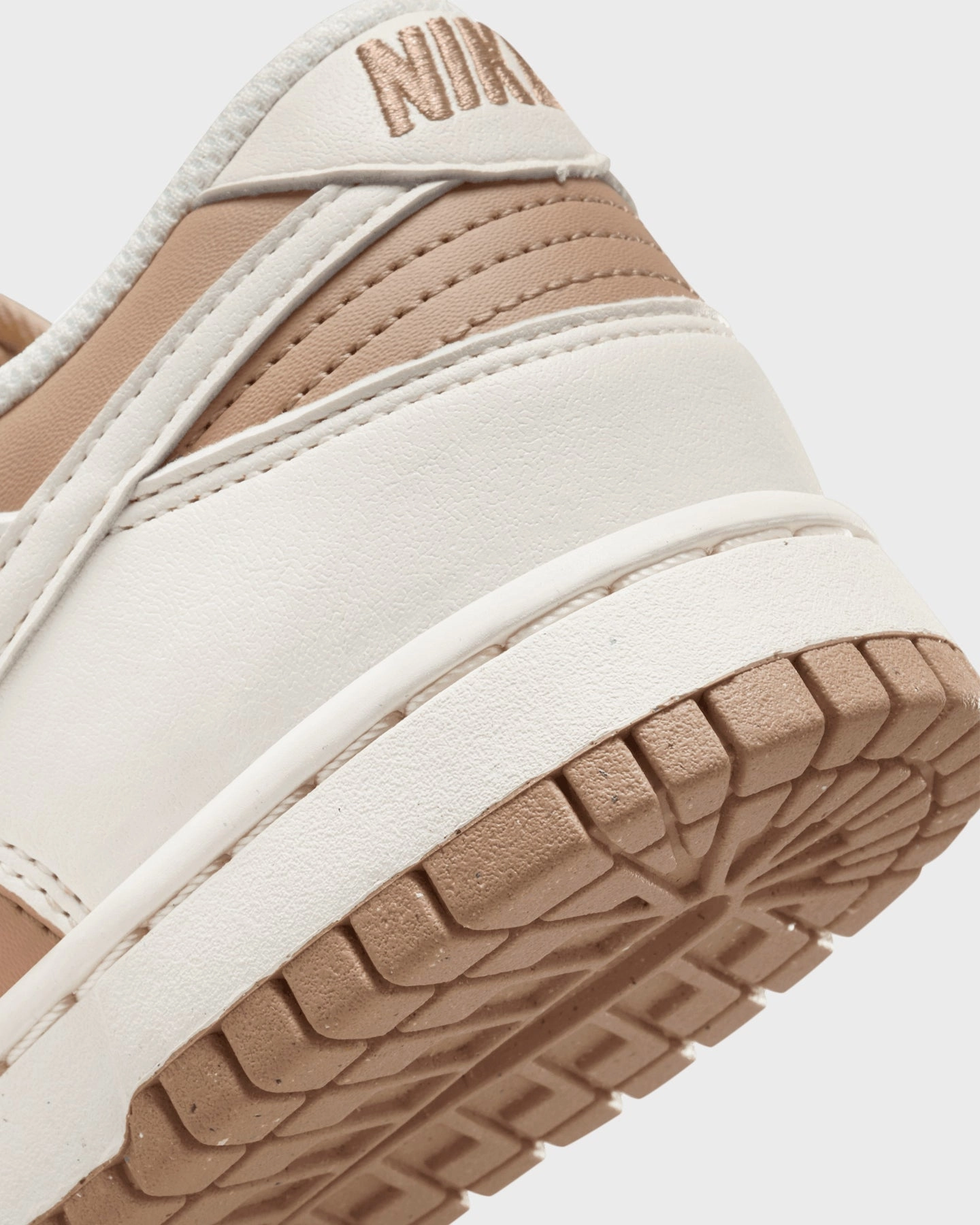 Nike Women's Dunk Low Next Nature Hemp Hemp/Sail