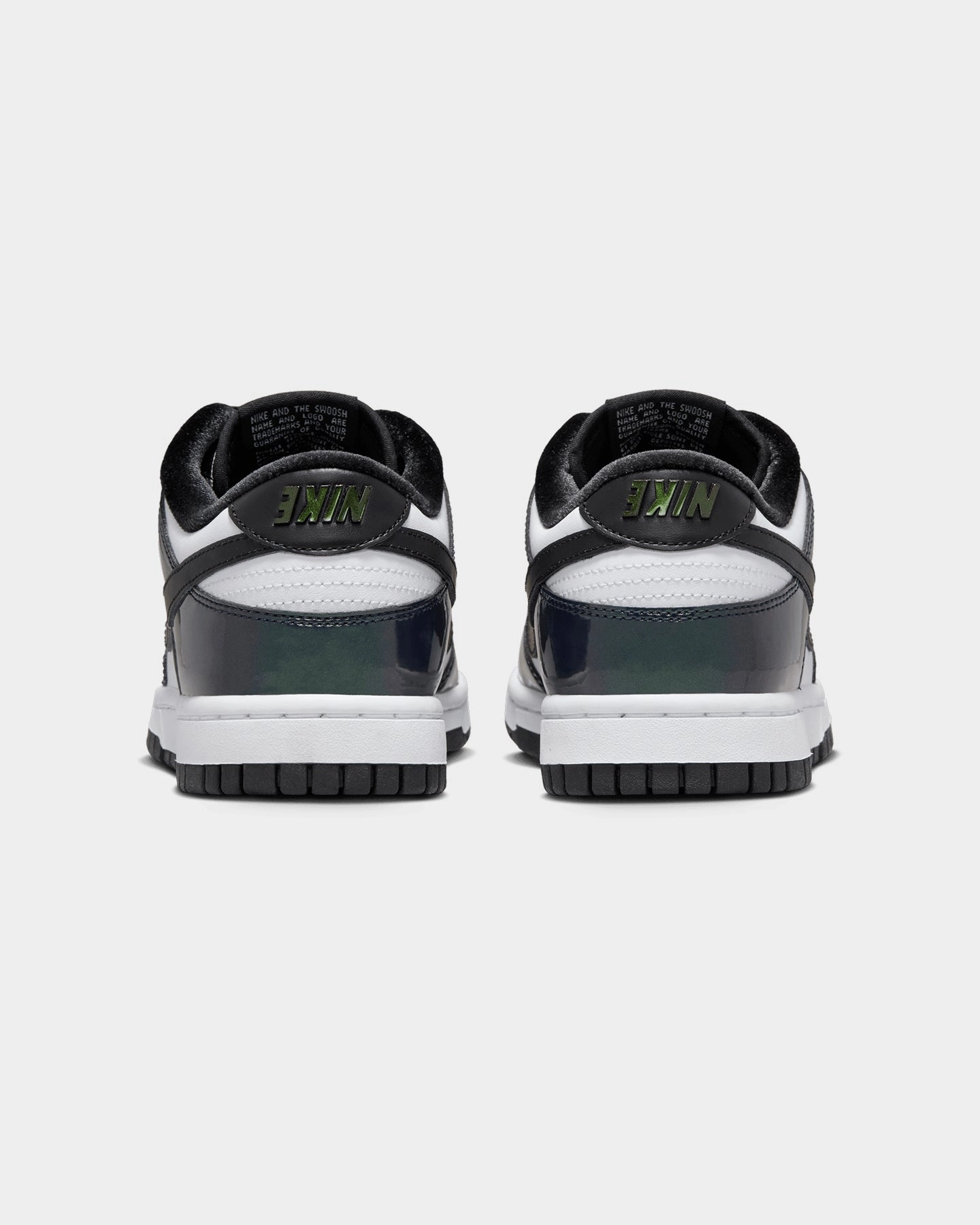Nike Women's Dunk Low SE 2 Black/Black