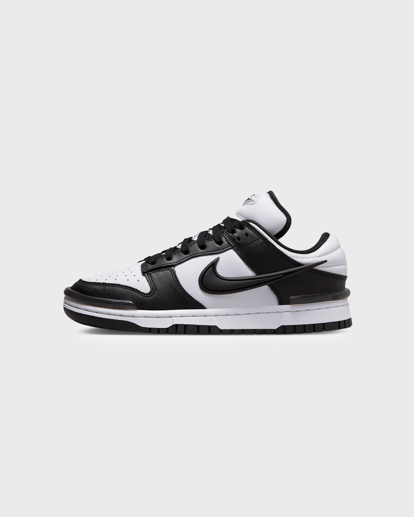 Nike Women's Dunk Low Twist Panda Black/White/Black