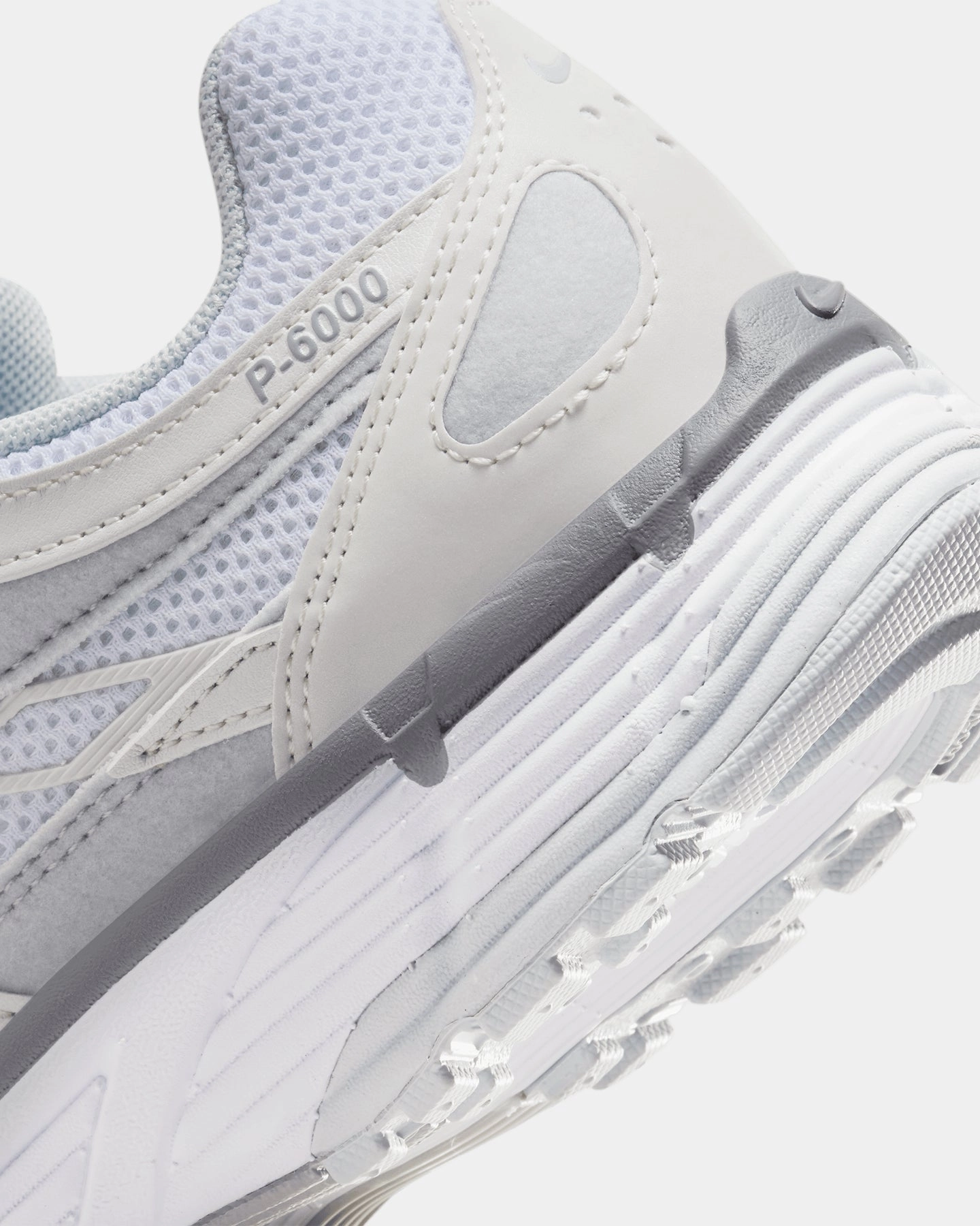 Nike Women's P-6000 Metallic Summit White