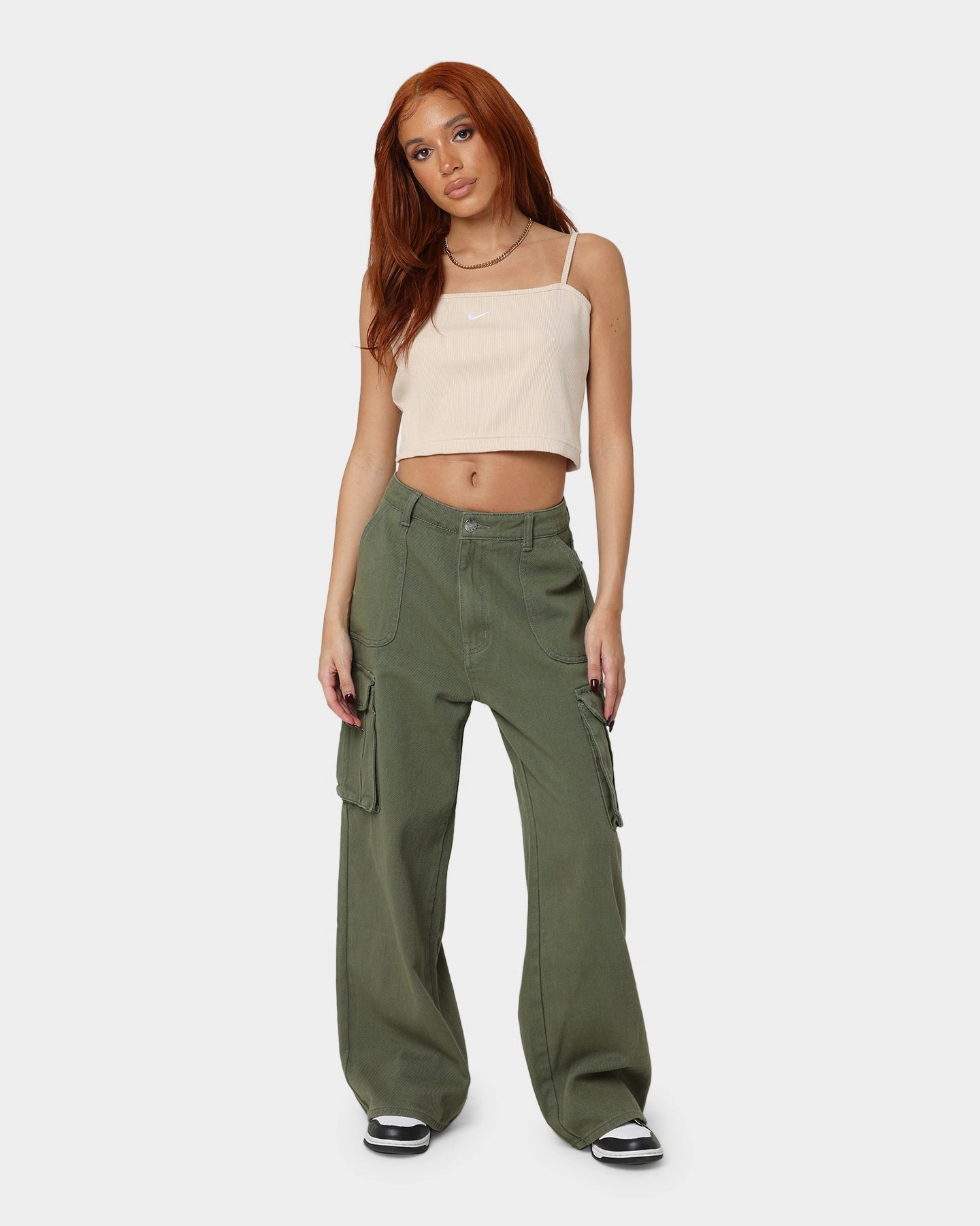 Nike Women's Sportswear Essential Ribbed Crop Top Sanddrift