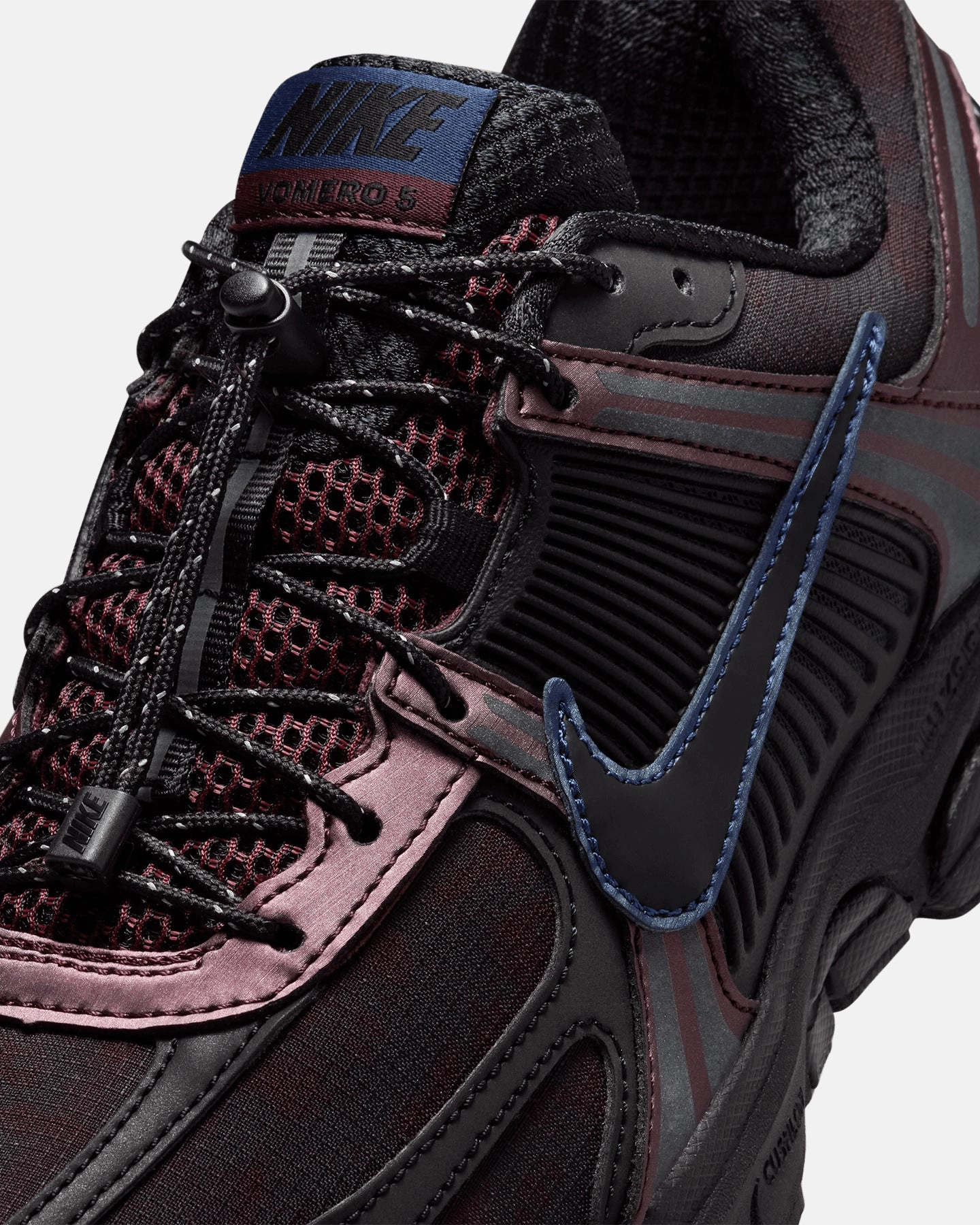 Nike Women's Zoom Vomero 5 Burgundy