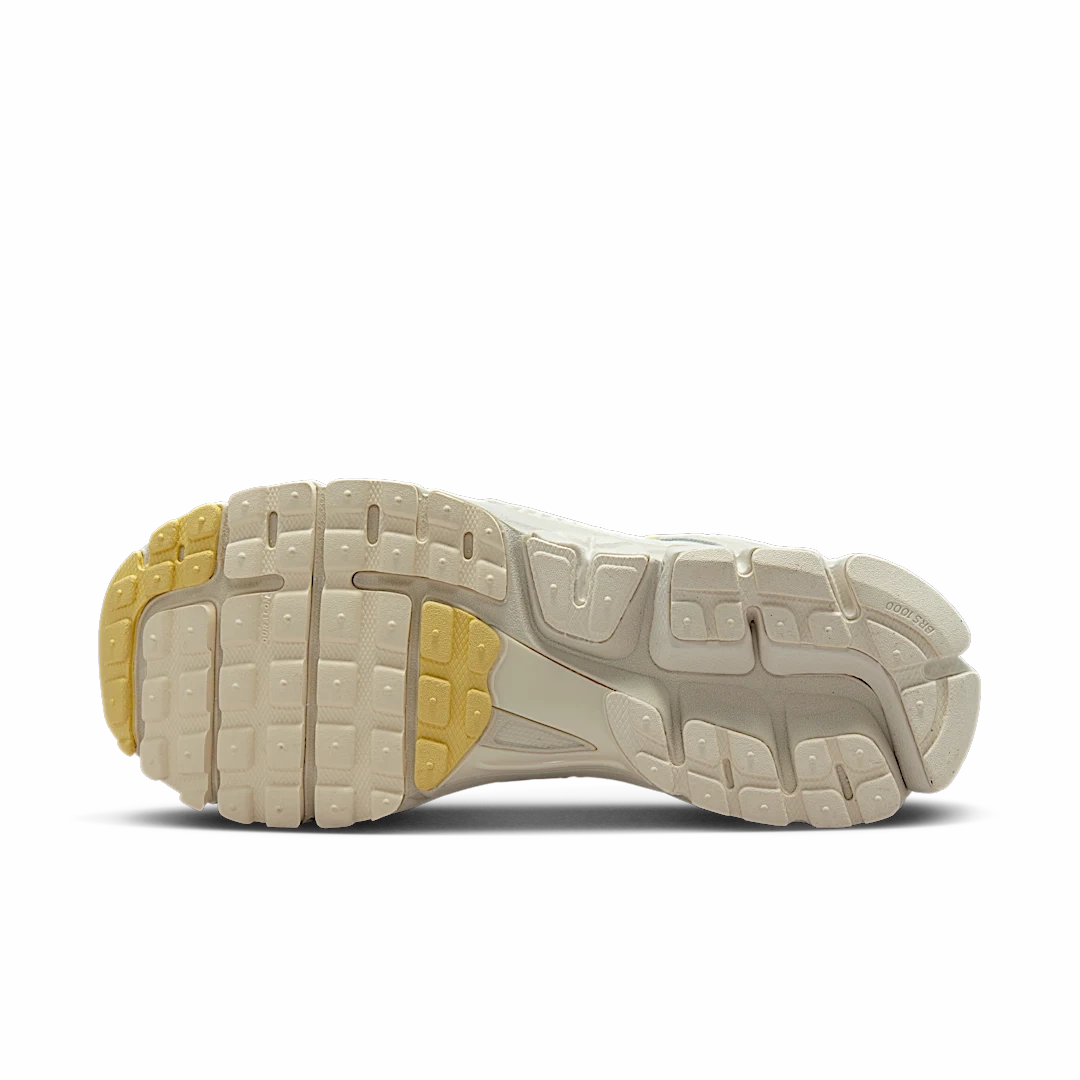 Nike Zoom Vomero 5 Sail Soft Yellow