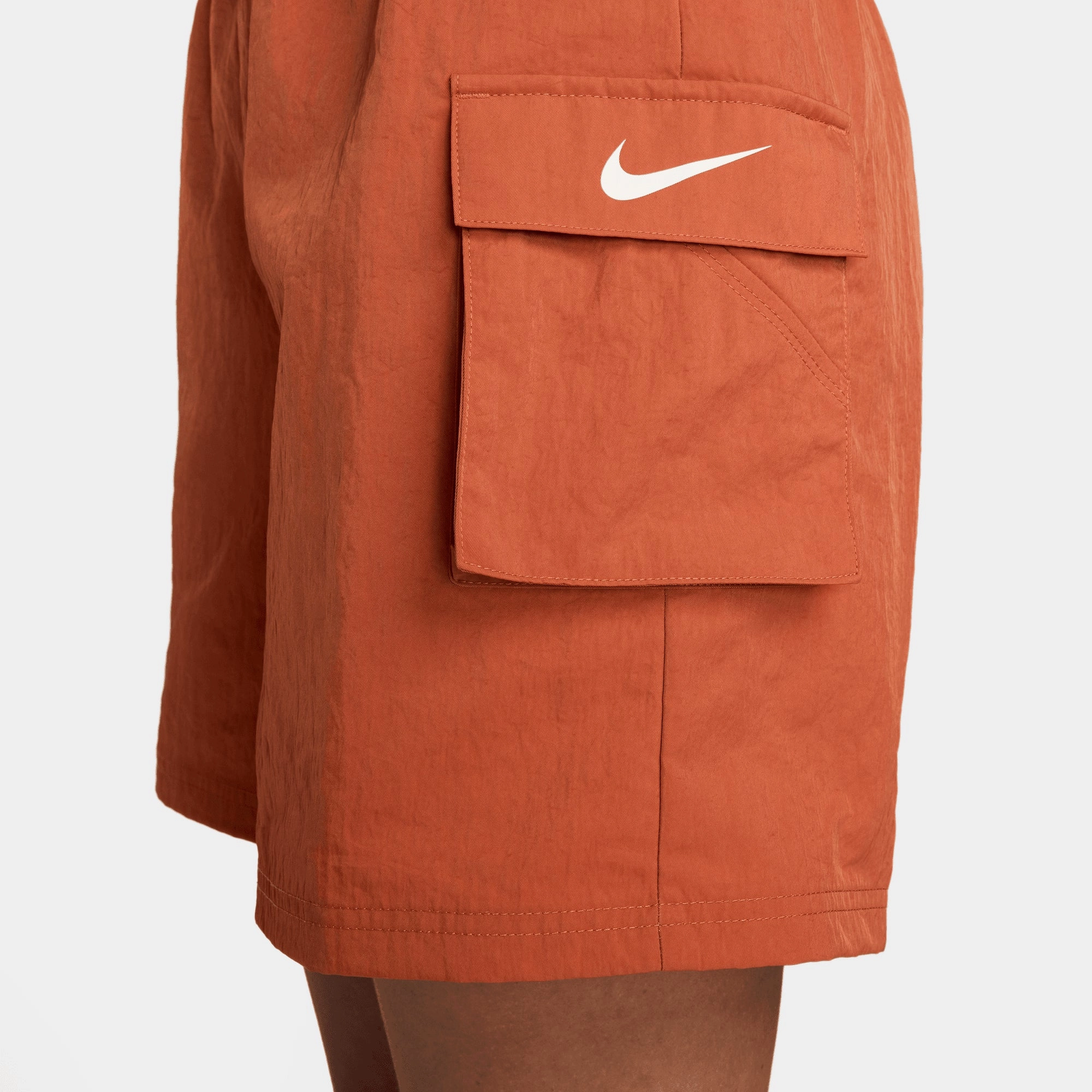 SPORTSWEAR ESSENTIAL WOVEN HIGH-RISE מכנסיים קצרים